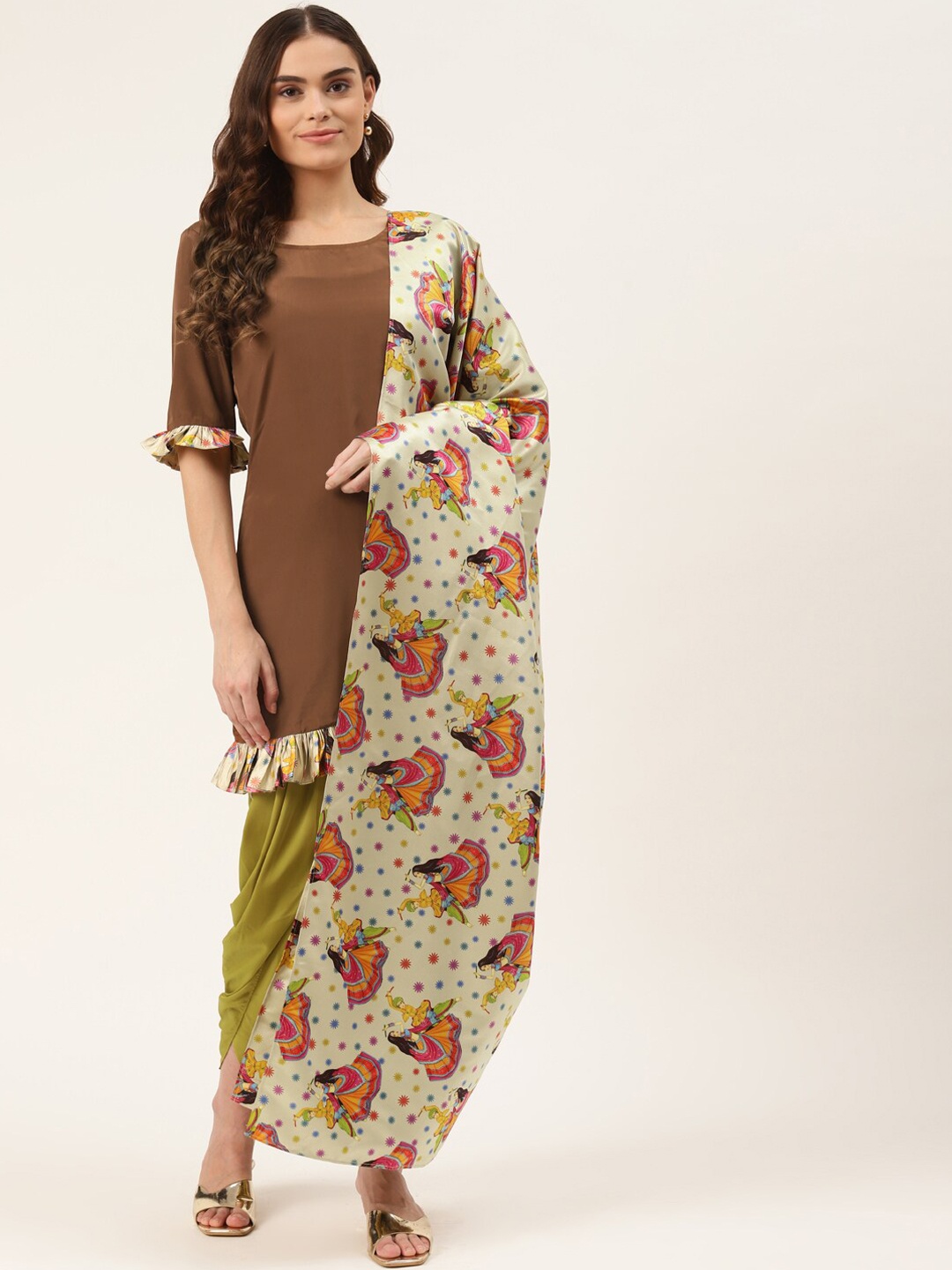 KHUMAAR Shuchi Bhutani Women Ruffled Detail Straight Kurta with Dhoti Pants & Dupatta, Brown
KHUMAAR Shuchi Bhutani Women Ruffled Detail Straight Kurta with Dhoti Pants & Dupatta, Brown