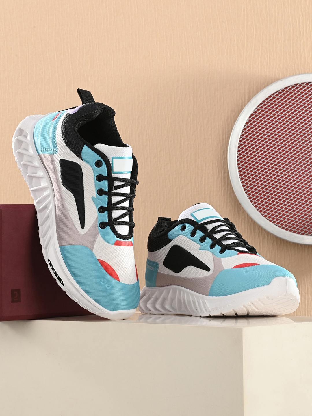 HERE&NOW Men Colourblocked Sneakers, White