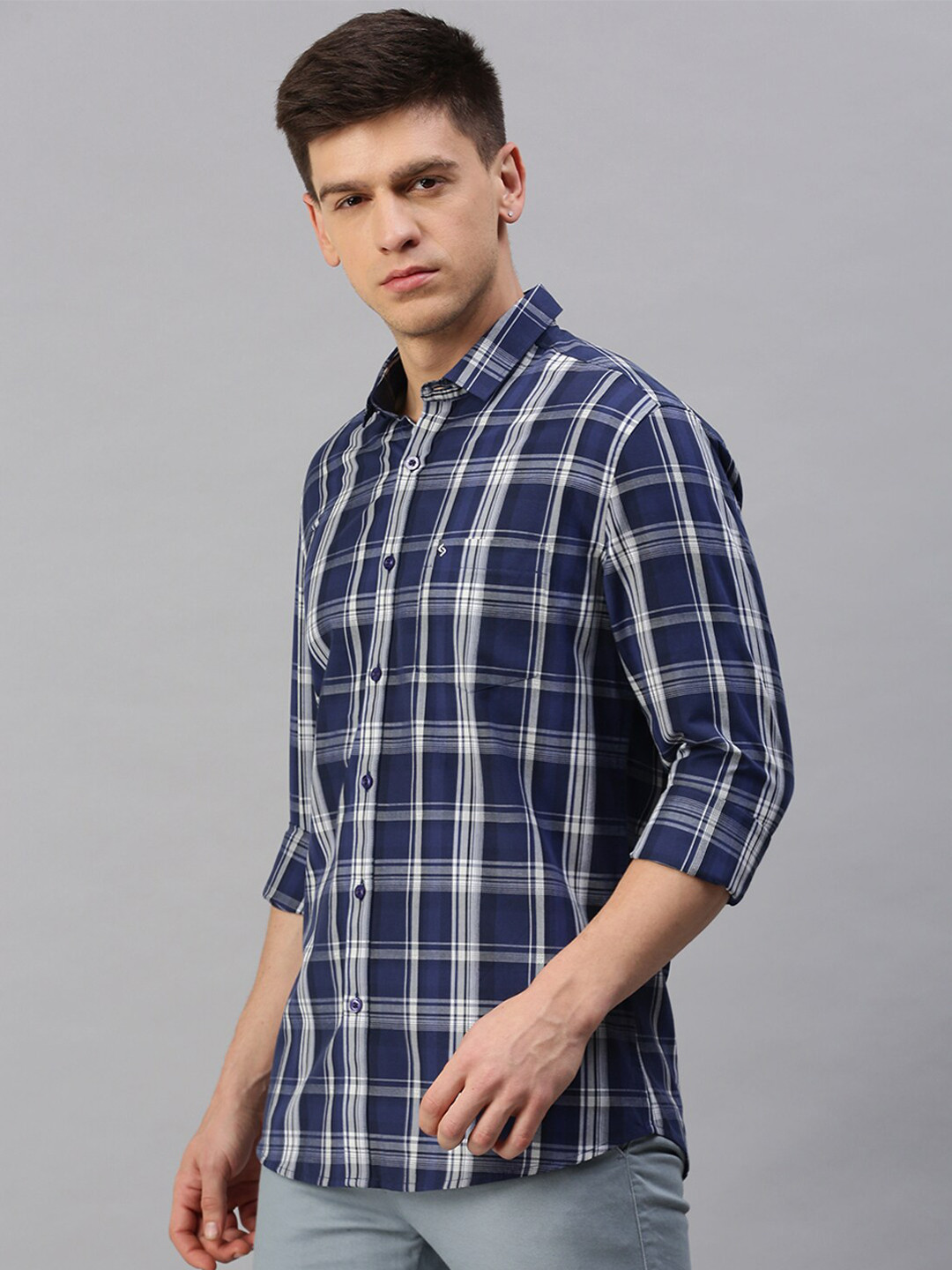 Classic Polo Men Slim Fit Tartan Checks Checked Cotton Casual Shirt, Navy blue
Classic Polo Men Slim Fit Tartan Checks Checked Cotton Casual Shirt, Navy blue