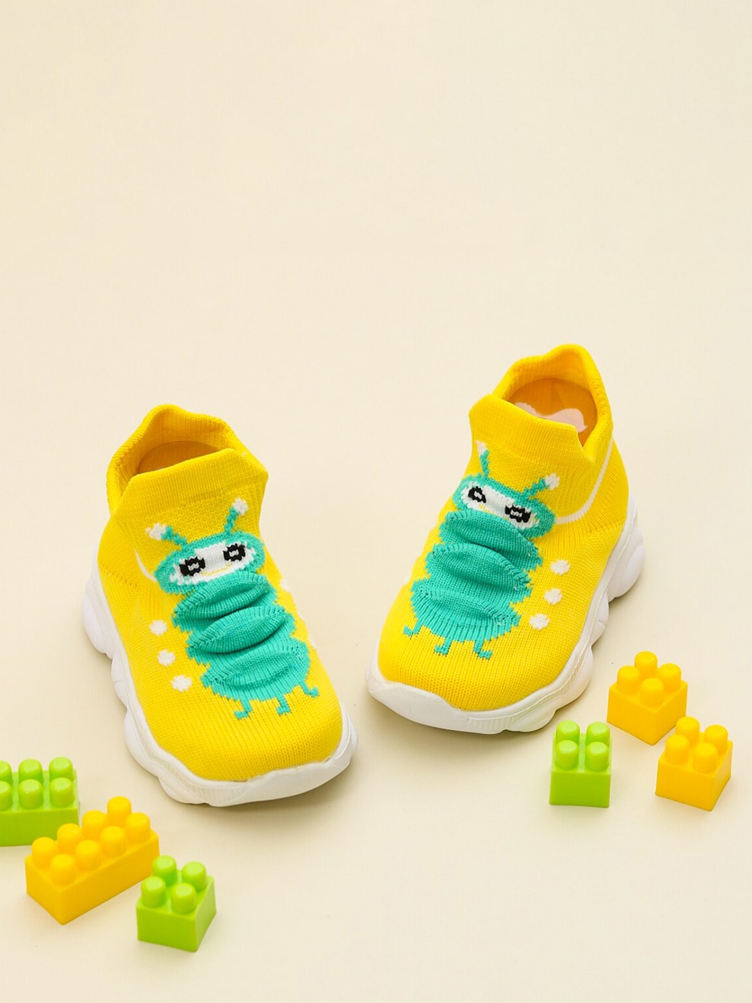 Yellow Bee Infant Caterpillar Patterned Shoe Socks