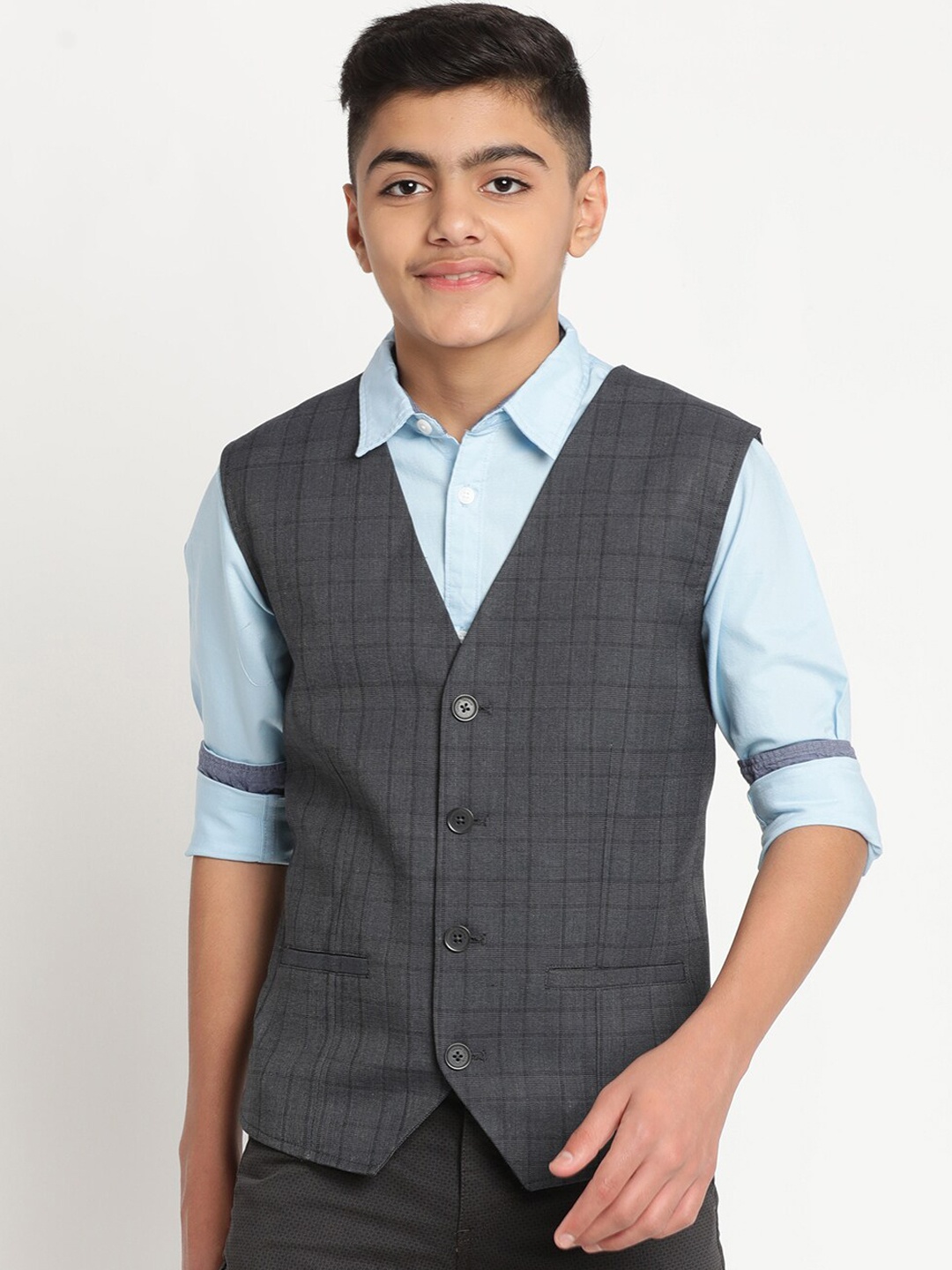 Indian Terrain Boys Checked Pure Cotton Waistcoat, Grey