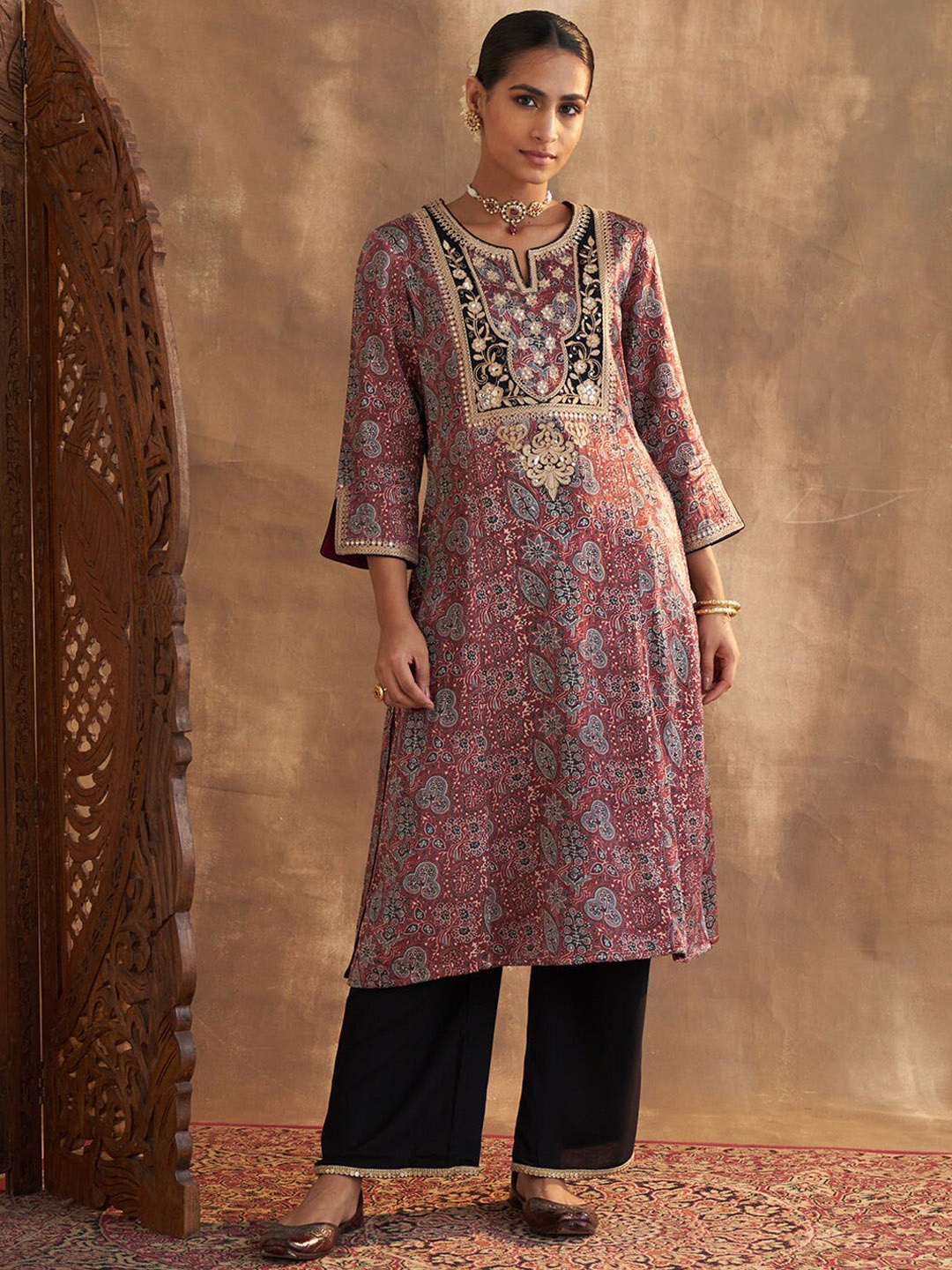 Lakshita Women Plus Size Ethnic Motifs Printed Thread Work Kurta with Palazzos, Mauve
Lakshita Women Plus Size Ethnic Motifs Printed Thread Work Kurta with Palazzos, Mauve