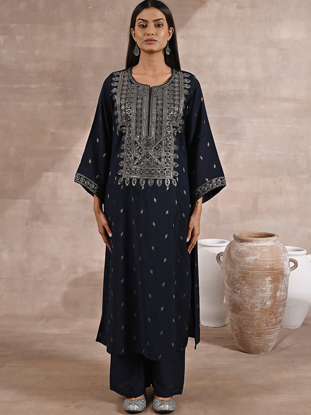 Lakshita Women Plus Size Ethnic Motifs Embroidered Sequinned Kurta With Palazzos, Blue
Lakshita Women Plus Size Ethnic Motifs Embroidered Sequinned Kurta With Palazzos, Blue