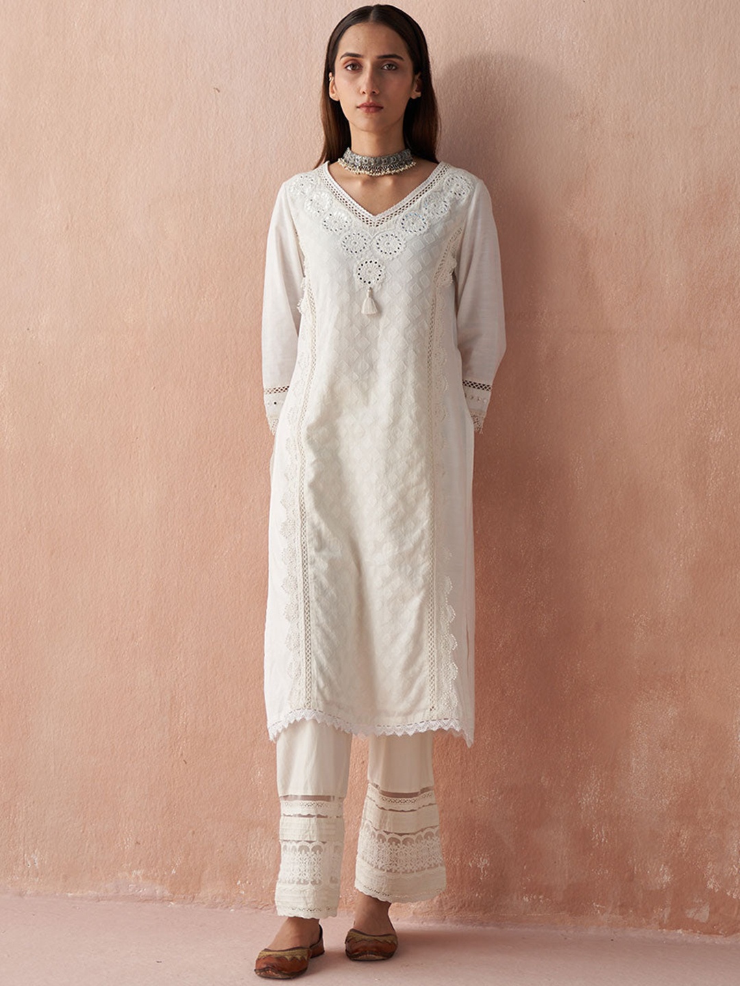Lakshita Women Ethnic Motifs Embroidered Kurta with Trousers, White