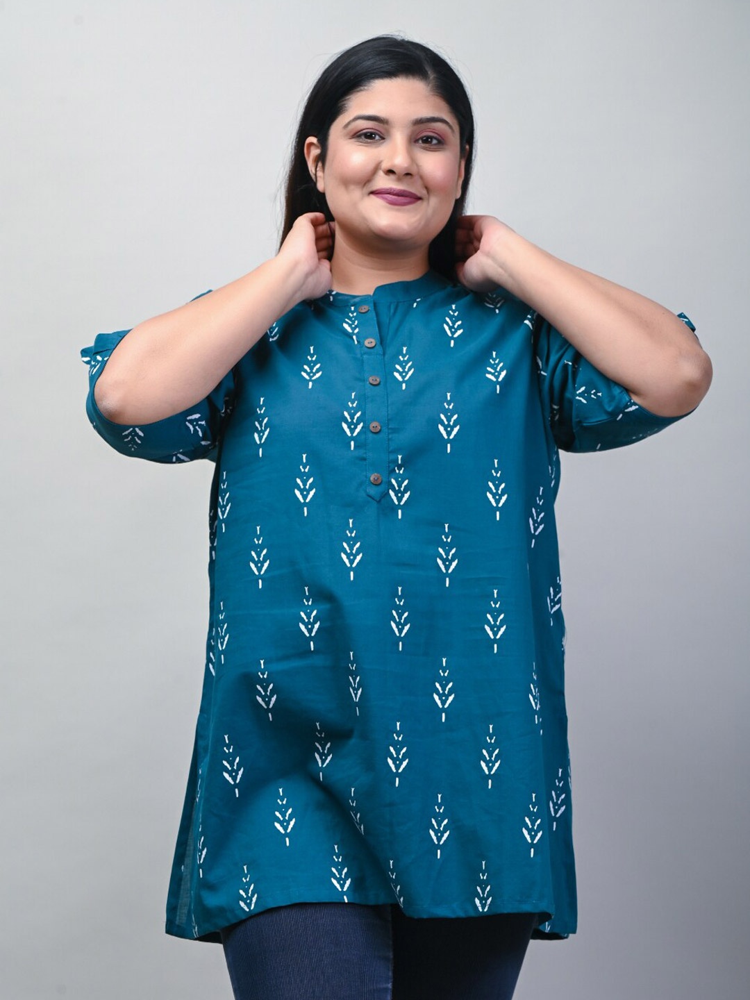 Swasti Women Plus Size Geometric Printed Pure Cotton Kurti, Teal