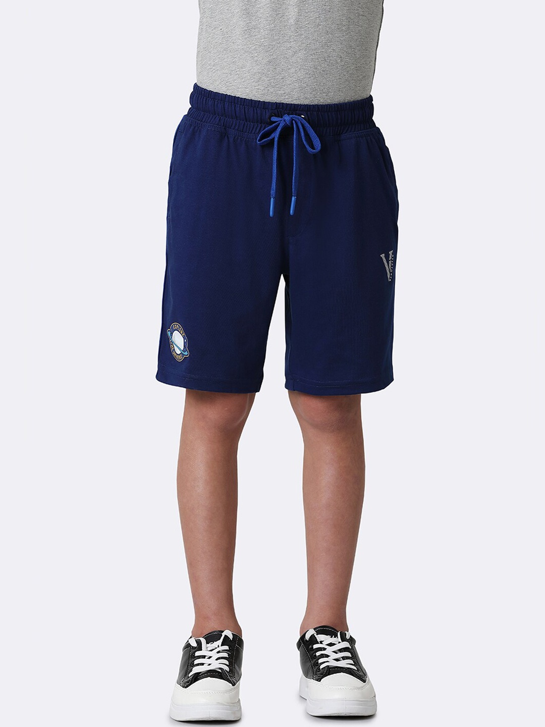 Van Heusen Boys High-Rise Cotton Smart Tech Easy Stain Release Sports Shorts, Blue
Van Heusen Boys High-Rise Cotton Smart Tech Easy Stain Release Sports Shorts, Blue