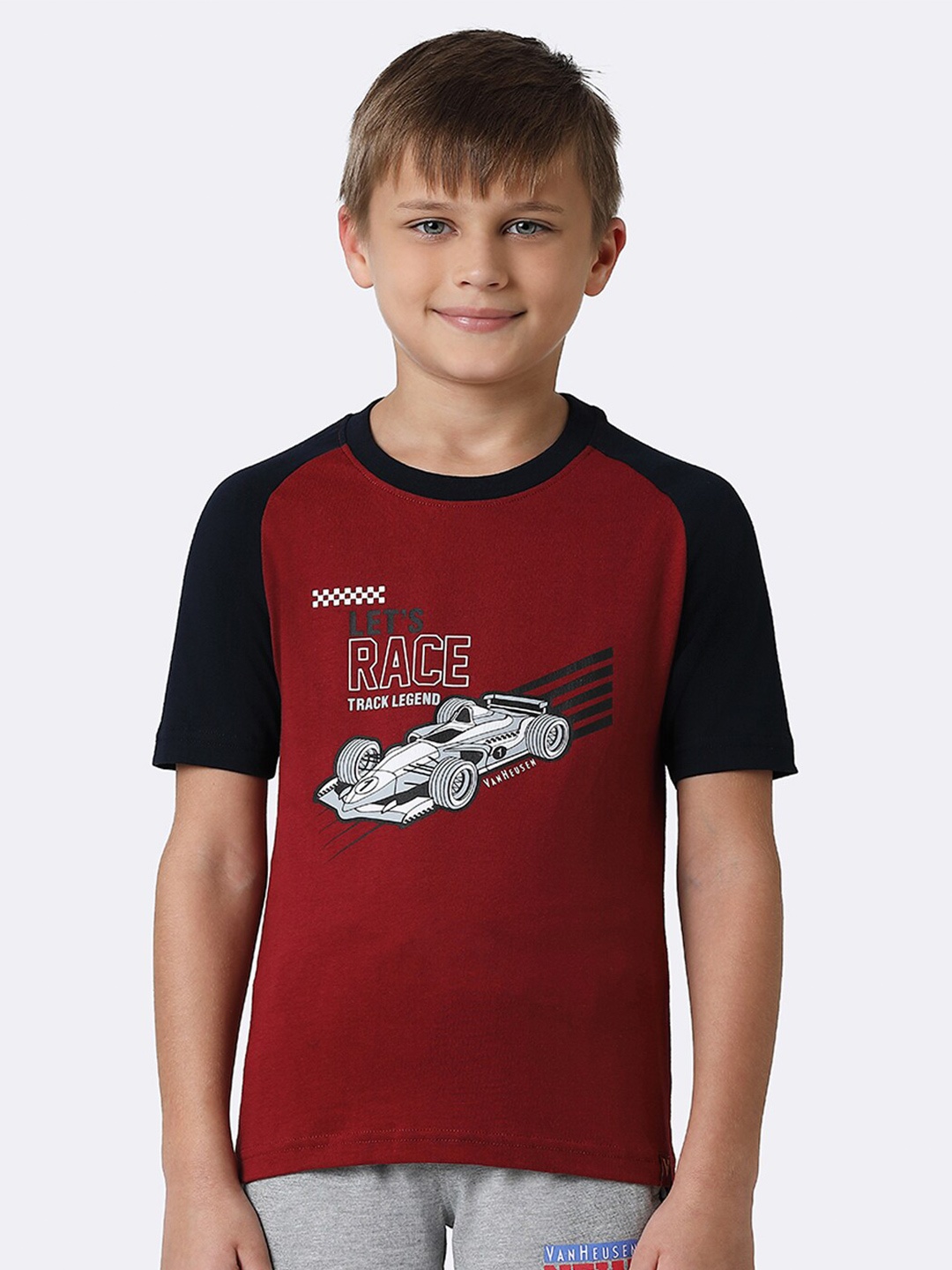 Van Heusen Boys Graphic Printed Cotton Smart Tech Easy Stain Release T-shirt, Burgundy
Van Heusen Boys Graphic Printed Cotton Smart Tech Easy Stain Release T-shirt, Burgundy