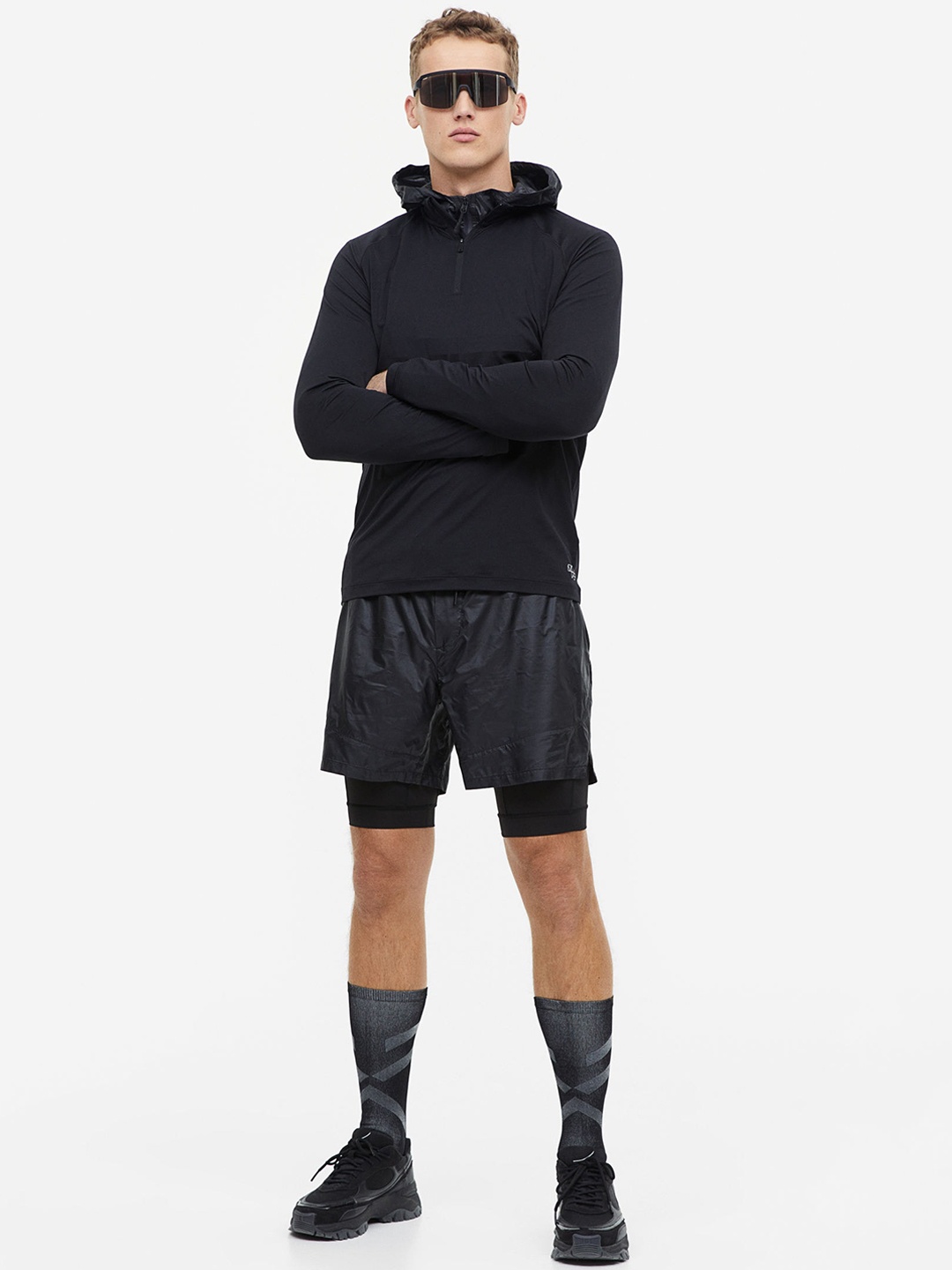 H&M Men Windproof Double-Layered Running Shorts, Black