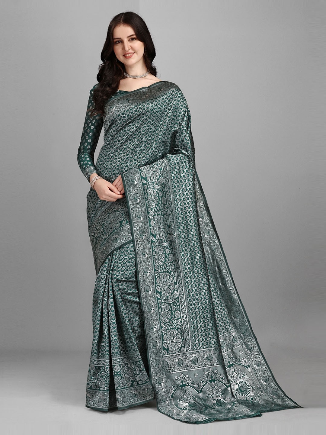 Fashion Basket Ethnic Motifs Woven Design Saree, Green
