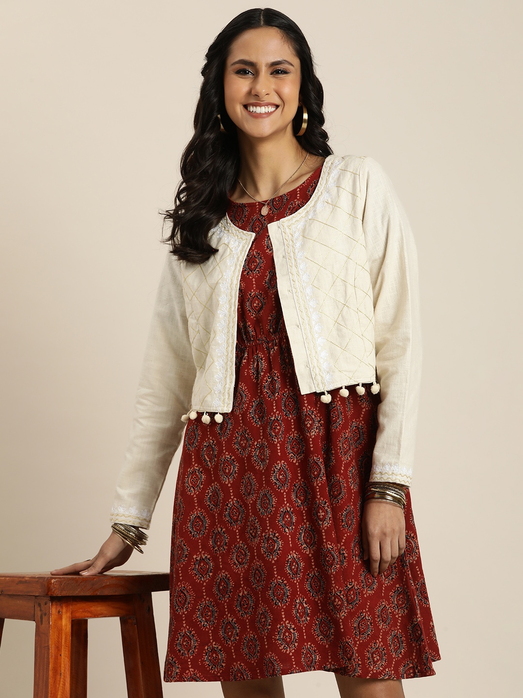 Taavi Pure Cotton Embroidered Crop Pom-Pom Detail Open-Front Woven Festive Shrug, Off white
Taavi Pure Cotton Embroidered Crop Pom-Pom Detail Open-Front Woven Festive Shrug, Off white