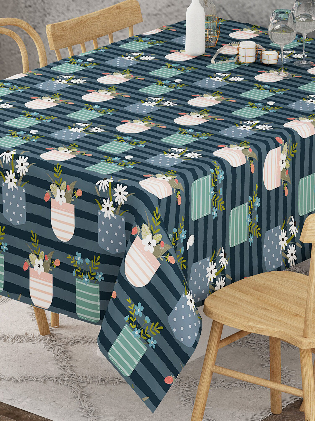 EverHome Blue & White Botanical Garden Printed Cotton 6 Seater Rectangular Table Cover
EverHome Blue & White Botanical Garden Printed Cotton 6 Seater Rectangular Table Cover