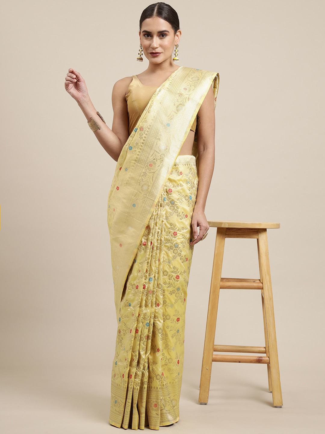 Royal Rajgharana Saree Ethnic Motif Woven Design Zari Pure Silk Banarasi Sarees, Cream
Royal Rajgharana Saree Ethnic Motif Woven Design Zari Pure Silk Banarasi Sarees, Cream