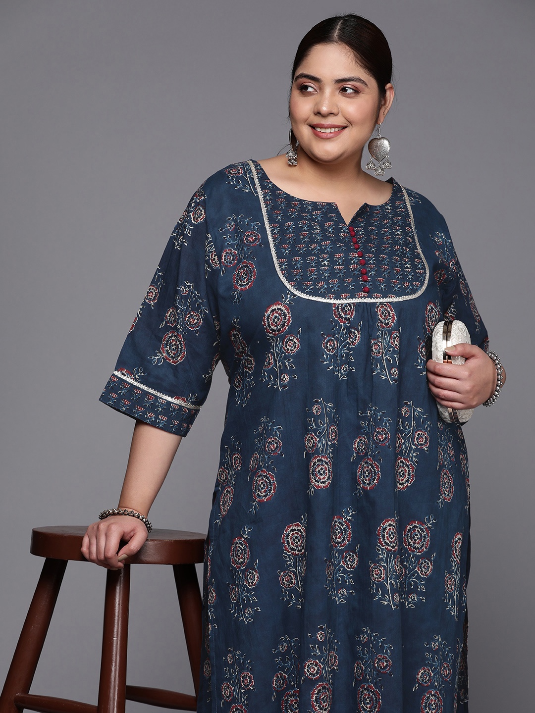 EXTRA LOVE BY LIBAS Plus Size Floral Yoke Design Gotta Patti Pure Cotton Kurta, Blue
EXTRA LOVE BY LIBAS Plus Size Floral Yoke Design Gotta Patti Pure Cotton Kurta, Blue