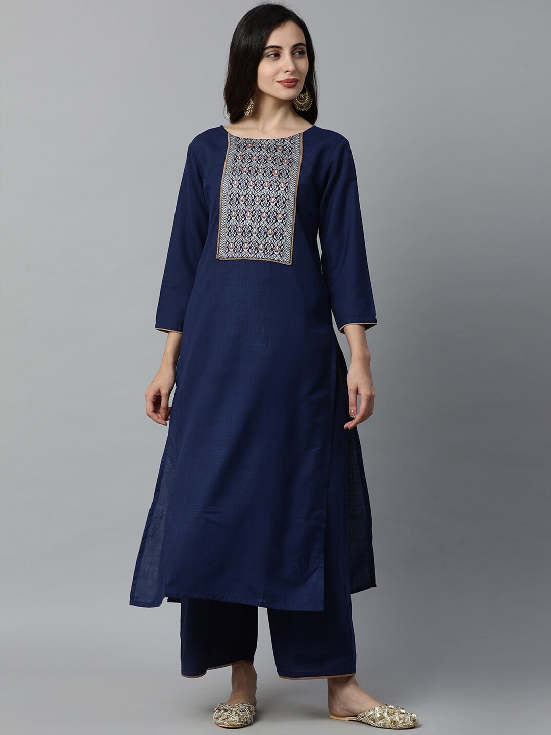 Indo Era Ethnic Motifs Yoke Design Pure Cotton Straight Kurta with Palazzos, Navy blue
Indo Era Ethnic Motifs Yoke Design Pure Cotton Straight Kurta with Palazzos, Navy blue