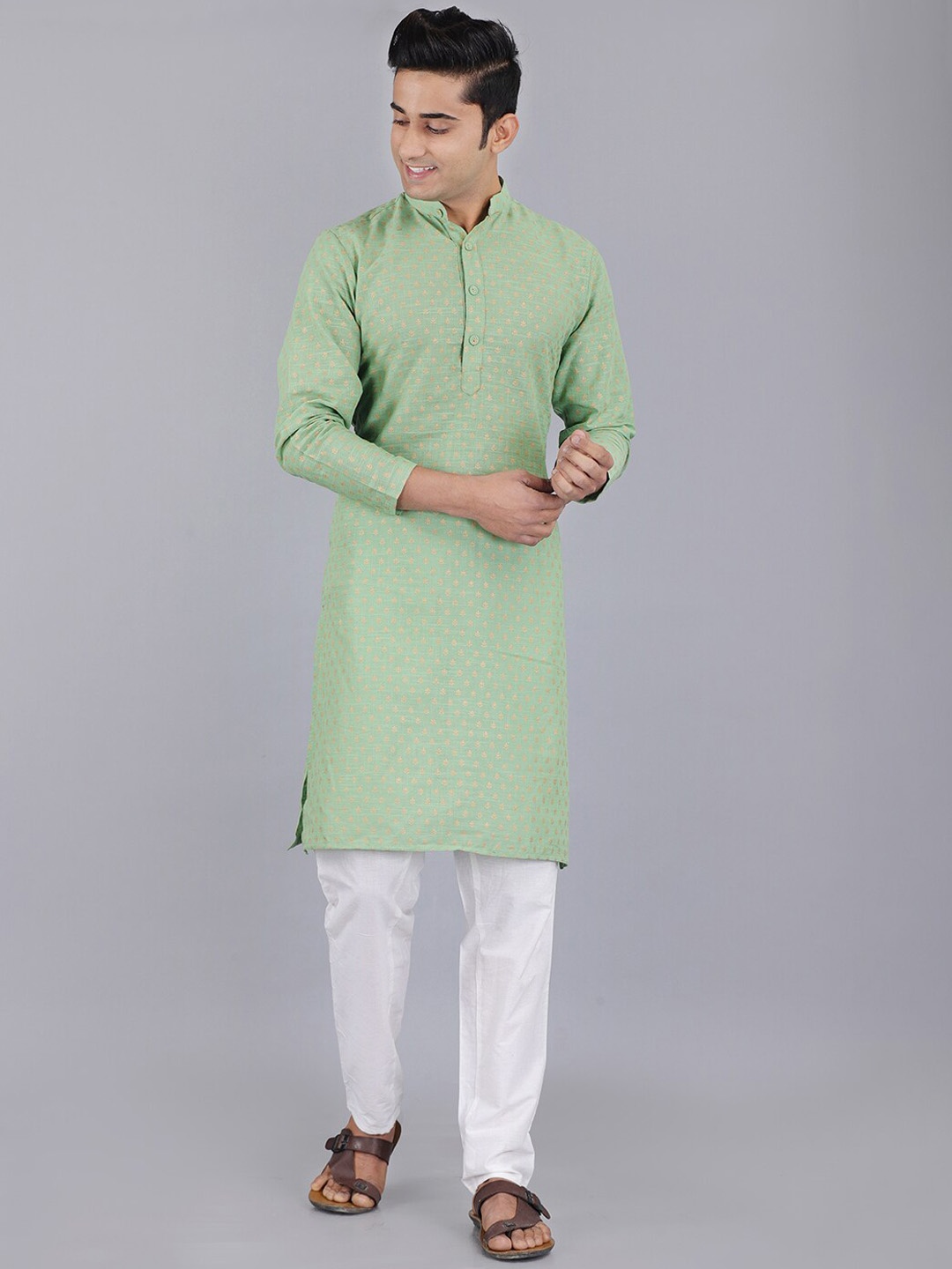 ORTANGE Ethnic Motif Printed Mandarin Collar Pure Cotton Straight Kurta with Trousers, Green
ORTANGE Ethnic Motif Printed Mandarin Collar Pure Cotton Straight Kurta with Trousers, Green