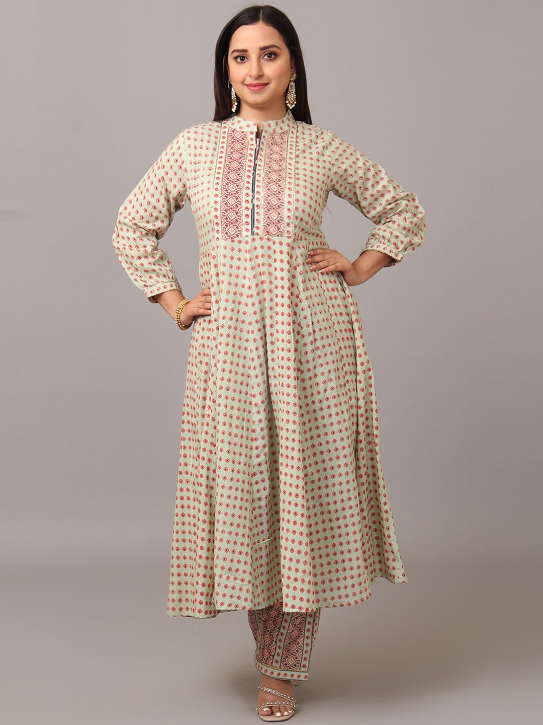 NAYRA Ethnic Motif Printed Band Collar Anarkali Pure Cotton Kurta with Trousers, Green
NAYRA Ethnic Motif Printed Band Collar Anarkali Pure Cotton Kurta with Trousers, Green