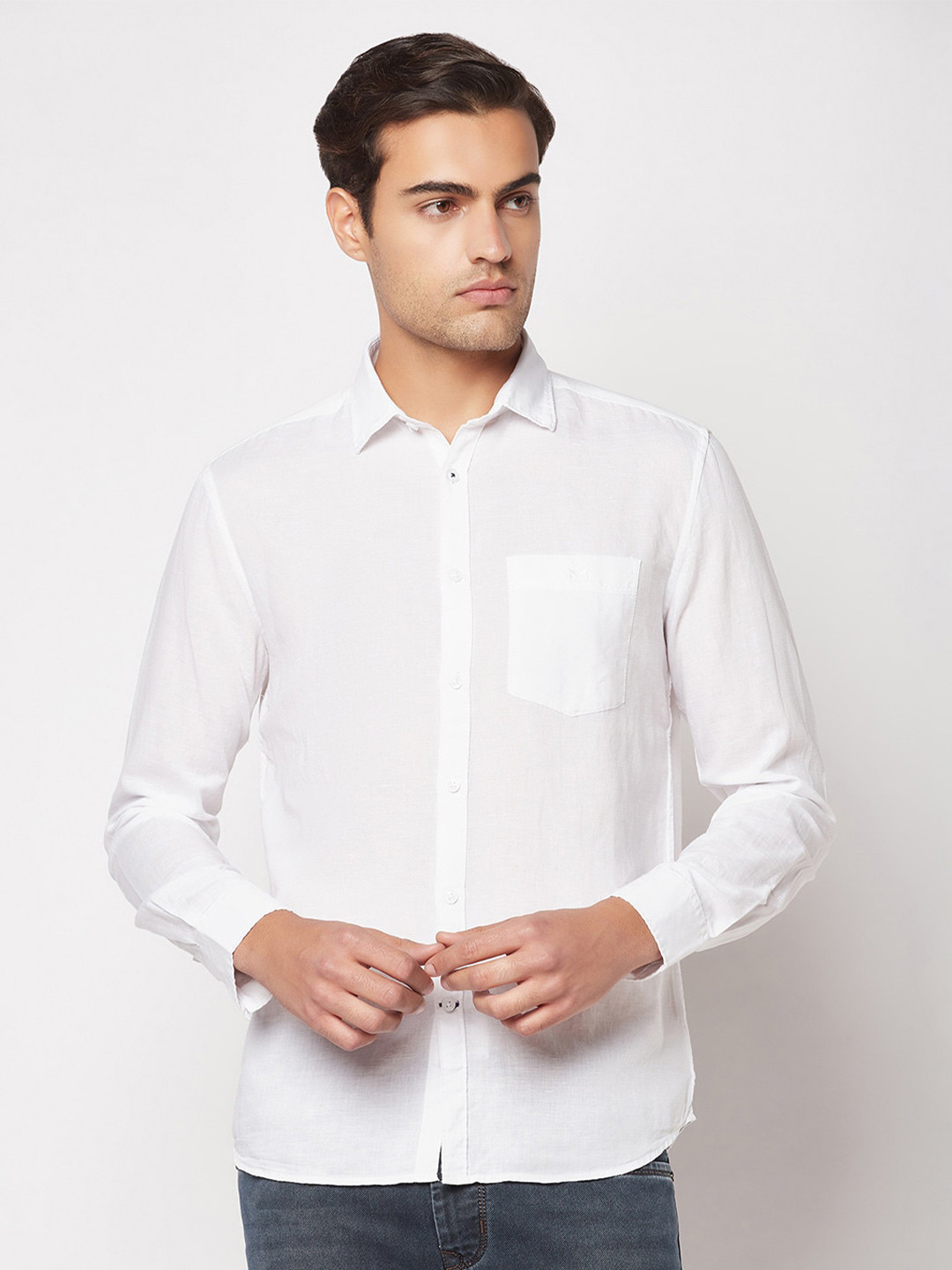 Crimsoune Club Plus Size Spread Collar Casual Shirt, White 
Crimsoune Club Plus Size Spread Collar Casual Shirt, White