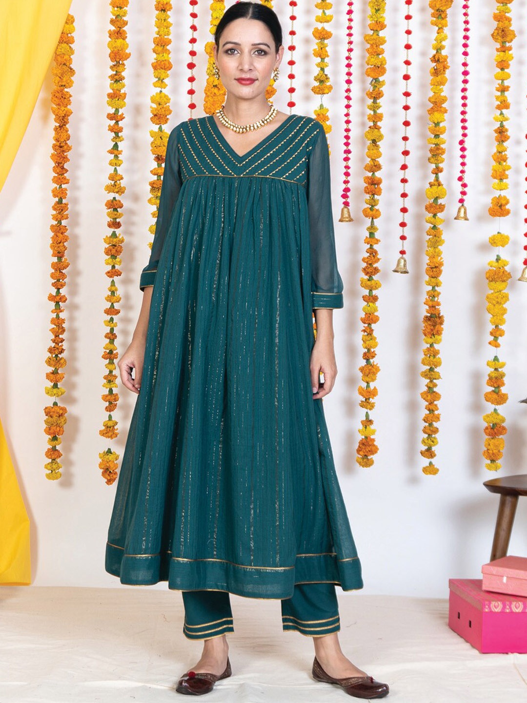 AKISO V Neck Gotta Patti Gathered Cotton Anarkali Kurta, Green
