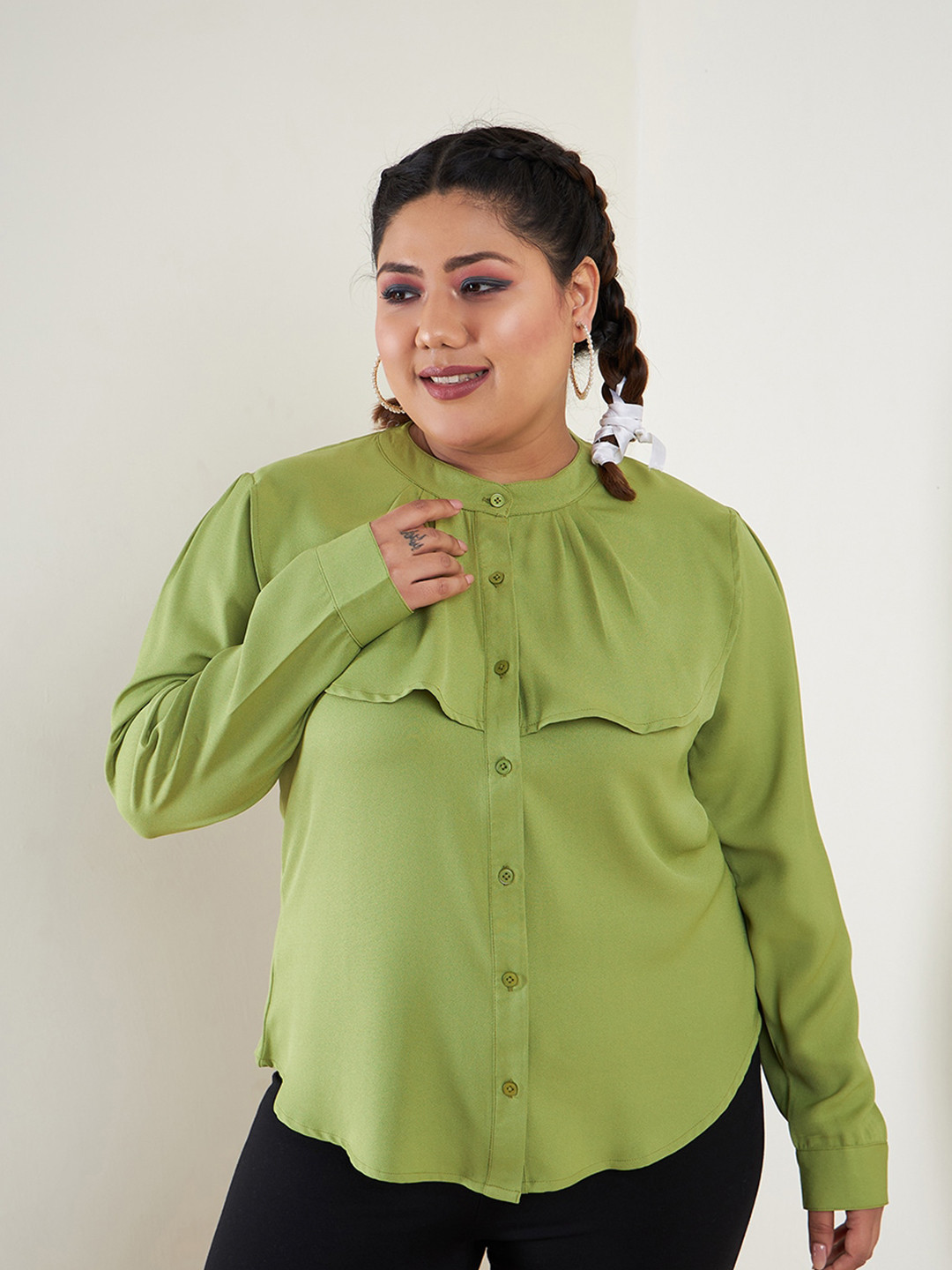 SASSAFRAS Curve Slim Fit Band Collar Ruffles Casual Shirt, Green
SASSAFRAS Curve Slim Fit Band Collar Ruffles Casual Shirt, Green
