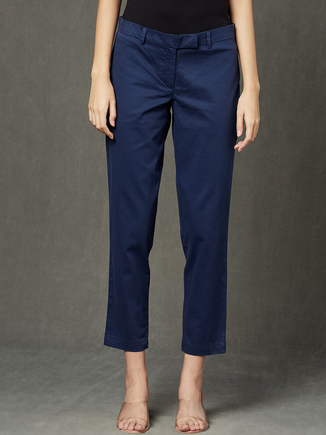 Fabindia Women Mid-Rise Slim Fit Trousers, Navy blue 
Fabindia Women Mid-Rise Slim Fit Trousers, Navy blue