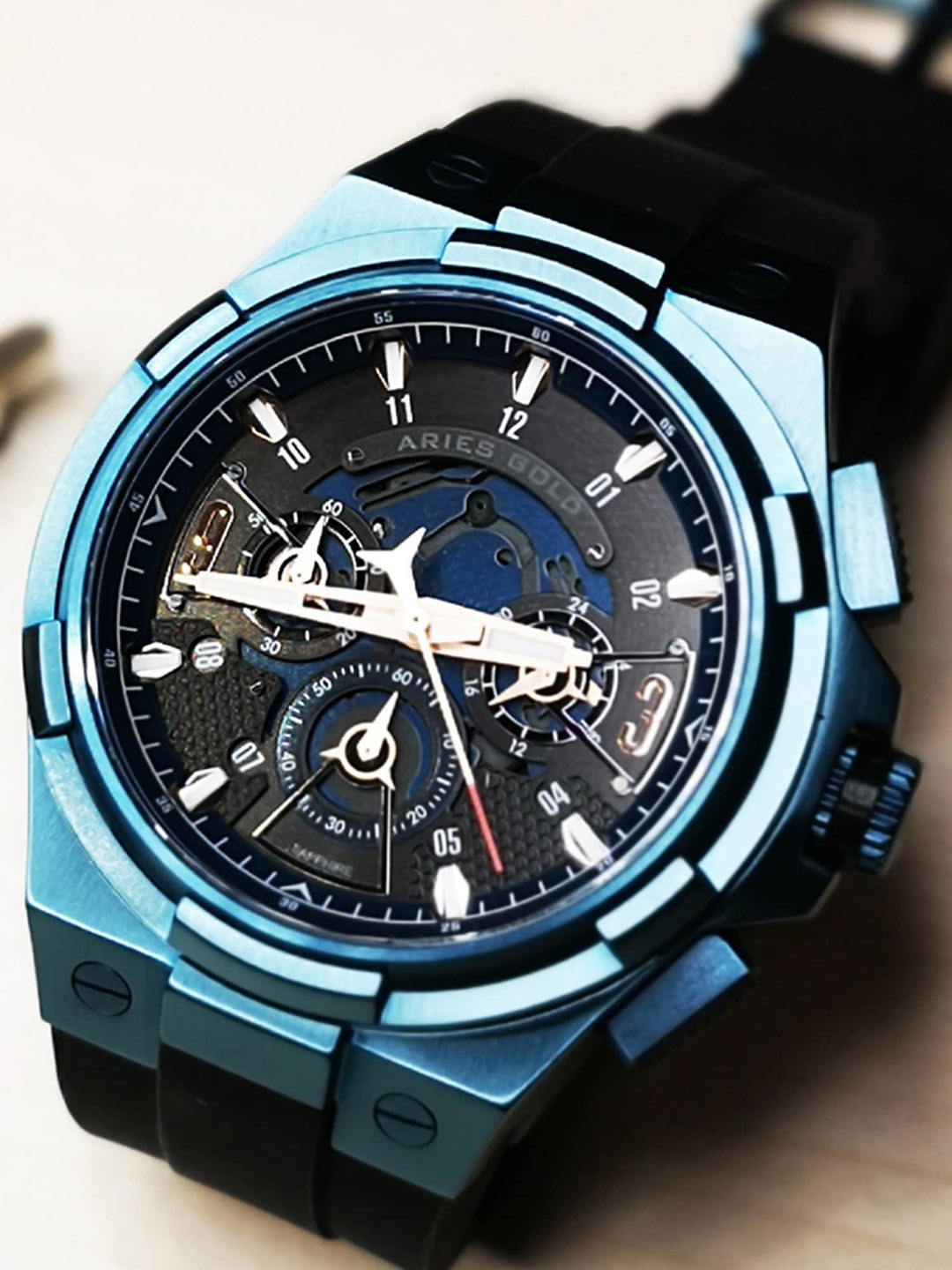 Aries Gold Men Bracelet Style Straps Digital Chronograph Watch G 7016 BU-BURG, Blue
Aries Gold Men Bracelet Style Straps Digital Chronograph Watch G 7016 BU-BURG, Blue