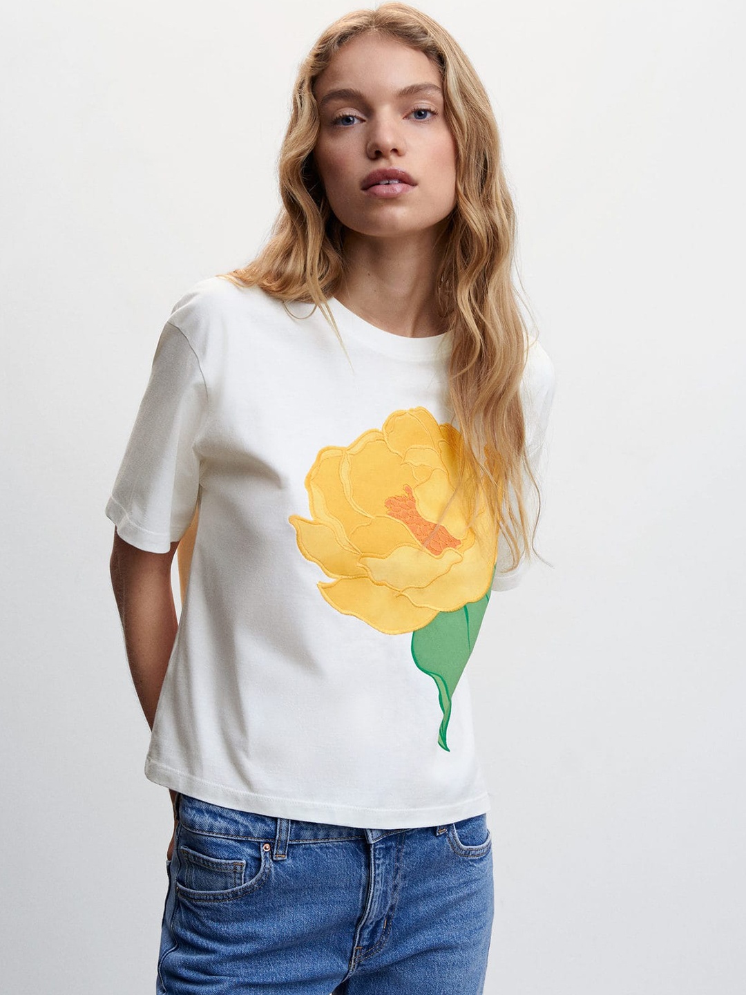 MANGO Valentine Collection Floral Print Embroidery Detail Pure Cotton T-shirt, White
MANGO Valentine Collection Floral Print Embroidery Detail Pure Cotton T-shirt, White