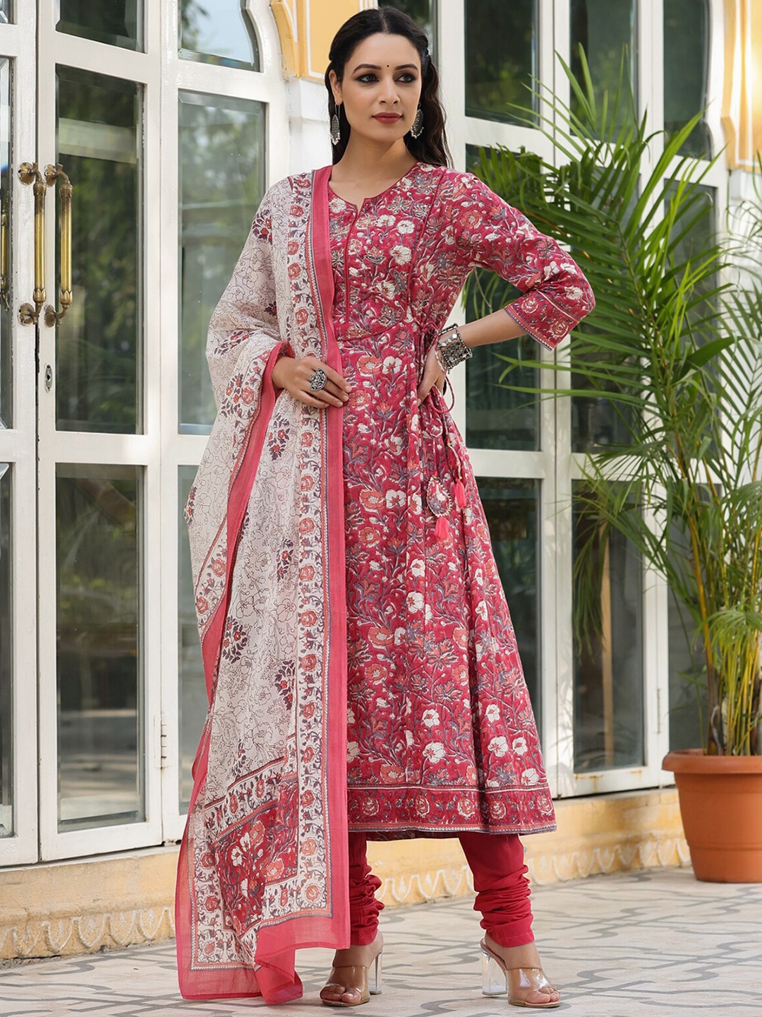 Rain & Rainbow Floral Printed Sequinned Pure Cotton Kurta with Churidar & With Dupatta, Rose
Rain & Rainbow Floral Printed Sequinned Pure Cotton Kurta with Churidar & With Dupatta, Rose