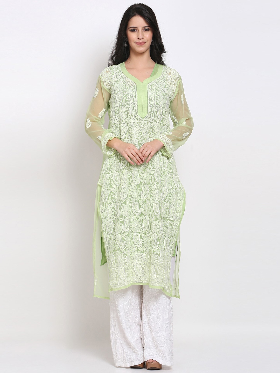 PARAMOUNT CHIKAN Ethnic Motifs Embroidered Chikankari Straight Kurta With Slip, Green
PARAMOUNT CHIKAN Ethnic Motifs Embroidered Chikankari Straight Kurta With Slip, Green