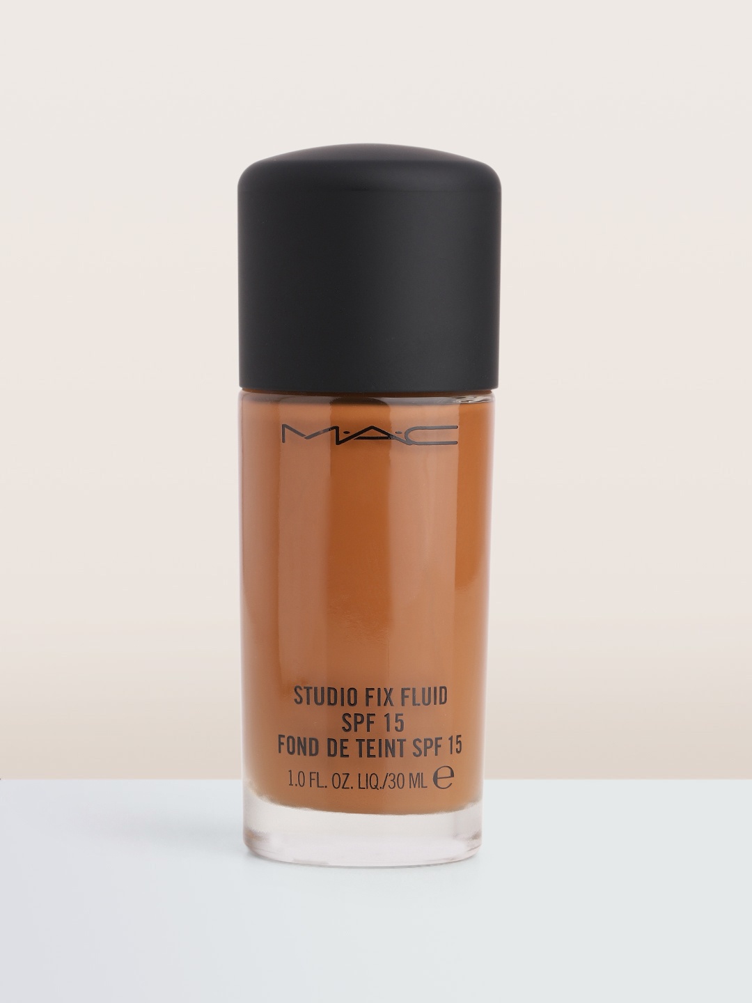 M.A.C Studio Fix Fluid SPF15 Buildable Full Matte Coverage Foundation 30ml - NW 47, Brown
M.A.C Studio Fix Fluid SPF15 Buildable Full Matte Coverage Foundation 30ml - NW 47, Brown