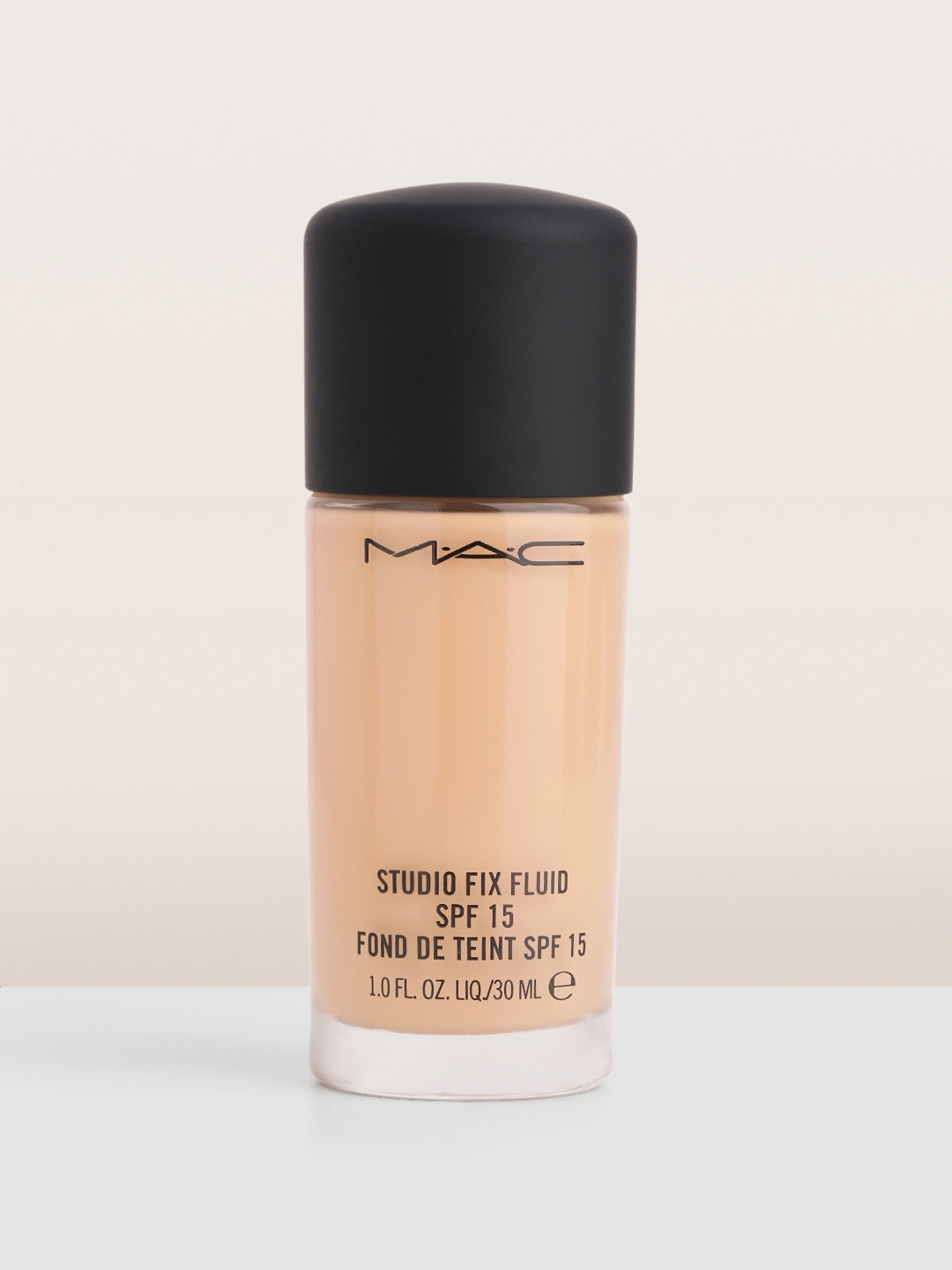 M.A.C Studio Fix Fluid SPF15 Buildable Full Matte Coverage Foundation 30ml - NW 15, Beige
M.A.C Studio Fix Fluid SPF15 Buildable Full Matte Coverage Foundation 30ml - NW 15, Beige