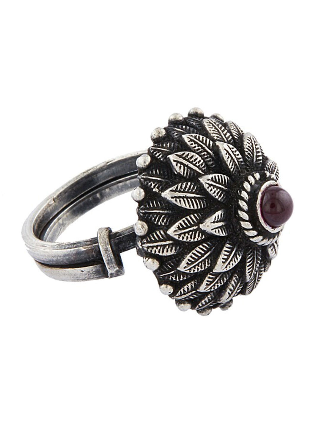 ahilya Silver-Plated 92.5 Sterling Silver Stone Studded Temple Atavi Finger Ring, Red
ahilya Silver-Plated 92.5 Sterling Silver Stone Studded Temple Atavi Finger Ring, Red