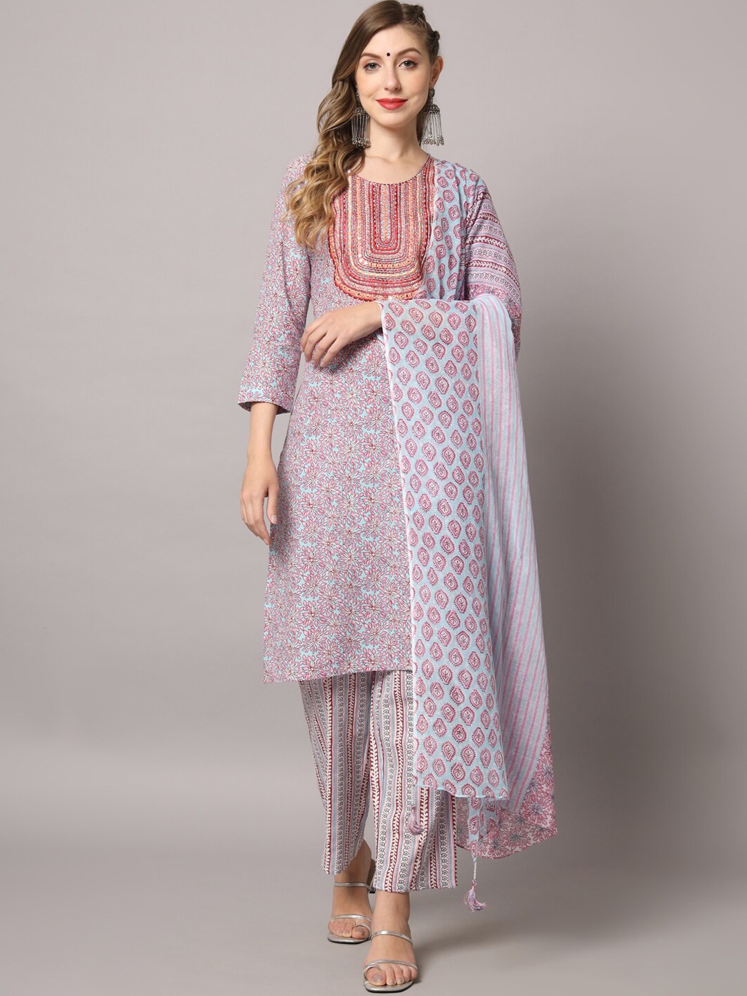 ZRI Floral Printed Mirror Work Pure Cotton Kurta with Trousers & With Dupatta, Turquoise blue
ZRI Floral Printed Mirror Work Pure Cotton Kurta with Trousers & With Dupatta, Turquoise blue