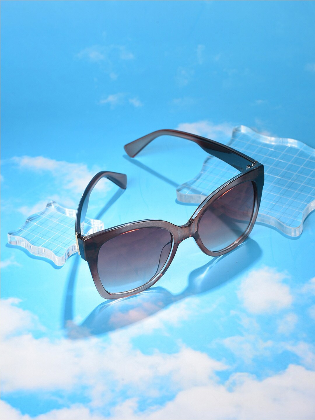 HAUTE SAUCE by Campus Sutra Women Sunglasses with UV Protected Lens SUM23_HSSG1114, Black
HAUTE SAUCE by Campus Sutra Women Sunglasses with UV Protected Lens SUM23_HSSG1114, Black