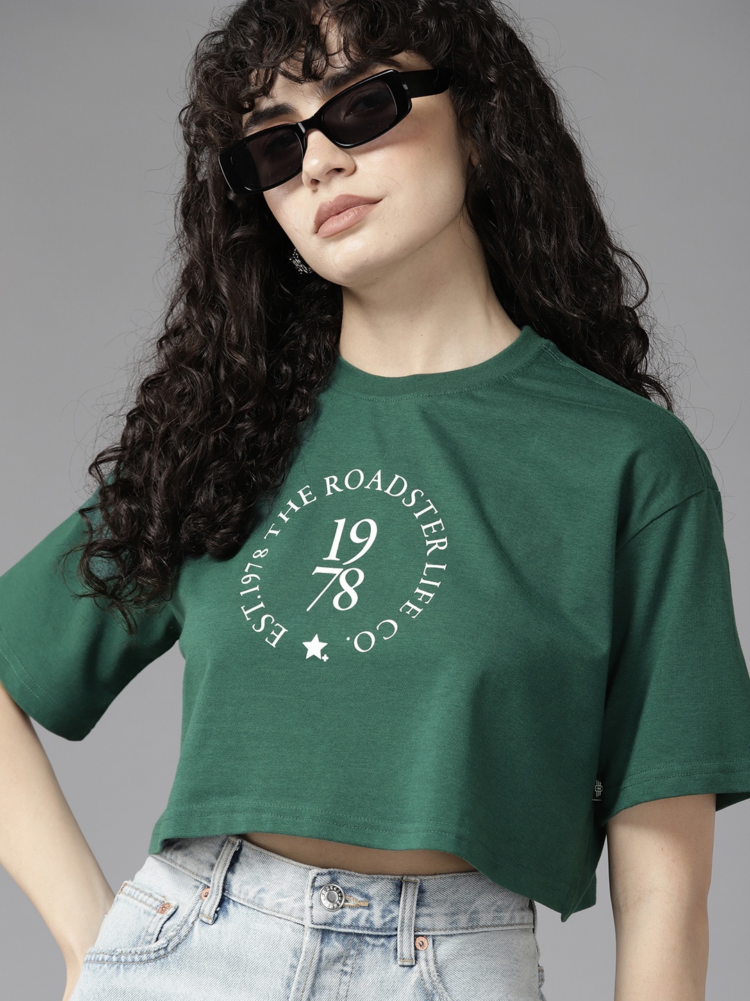 Roadster The Lifestyle Co. Brand Logo Printed Drop-Shoulder Sleeves Boxy T-shirt, Green
Roadster The Lifestyle Co. Brand Logo Printed Drop-Shoulder Sleeves Boxy T-shirt, Green