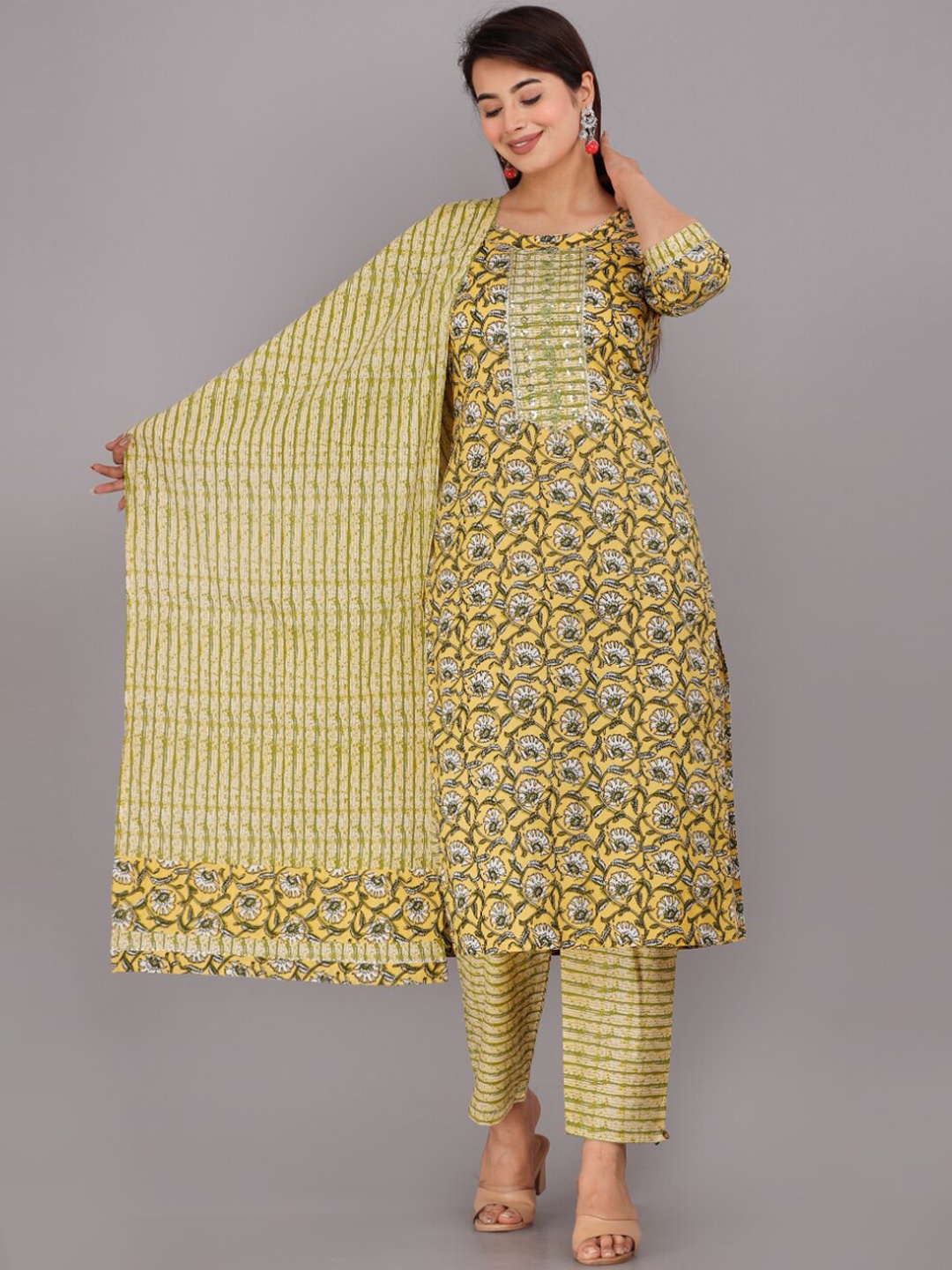KALINI Floral Printed Sequined Pure Cotton Kurta with Trousers & With Dupatta, Yellow
KALINI Floral Printed Sequined Pure Cotton Kurta with Trousers & With Dupatta, Yellow