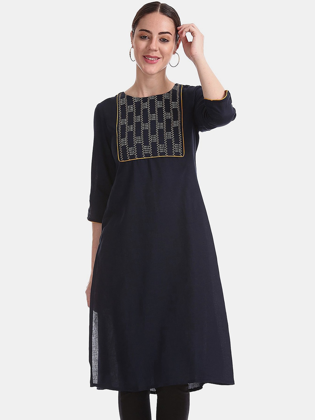 V-Mart Thread Work Kurta, Blue