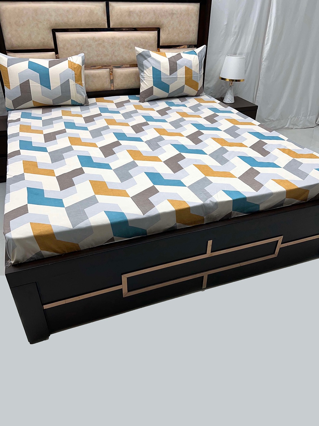 Pure Decor Leisure Fur White & Blue Geometric 260 TC Flat King Bedsheet & 2 Pillow Covers
Pure Decor Leisure Fur White & Blue Geometric 260 TC Flat King Bedsheet & 2 Pillow Covers