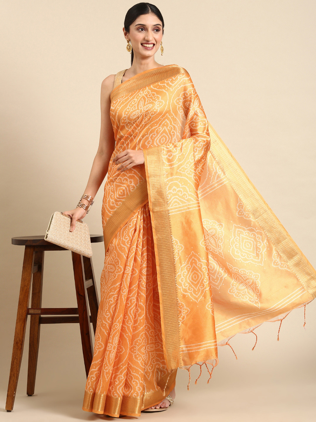 VISHNU WEAVES Bandhani Zari Saree, Orange
VISHNU WEAVES Bandhani Zari Saree, Orange