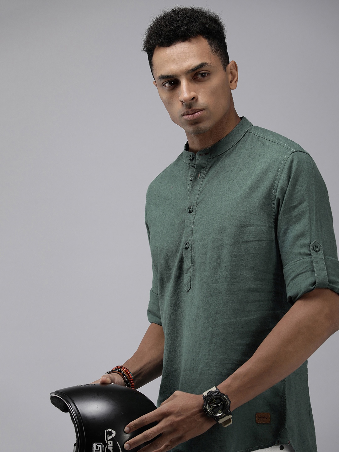 The Roadster Lifestyle Co. Men Linen Cotton Band Collar Half Placket Casual Shirt, Green
The Roadster Lifestyle Co. Men Linen Cotton Band Collar Half Placket Casual Shirt, Green