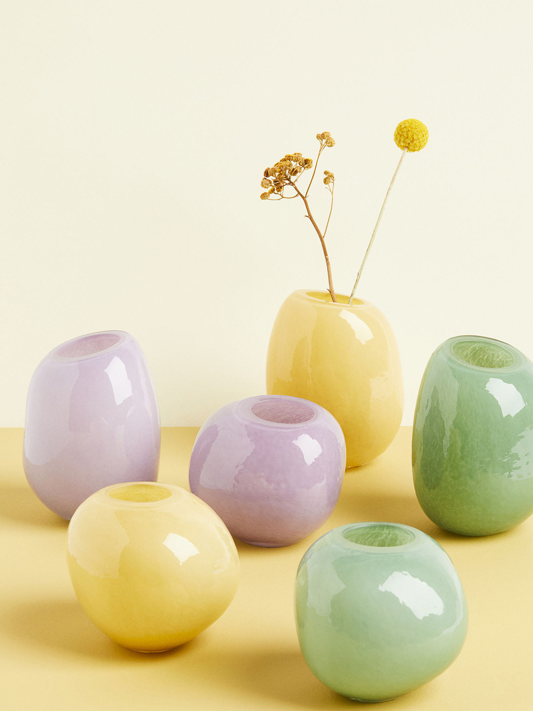 H&M Green Small Glass Vase 
H&M Green Small Glass Vase