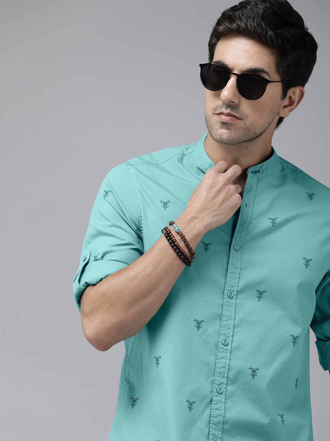 The Roadster Lifestyle Co. Men Pure Cotton Conversational Printed Casual Shirt, Green
The Roadster Lifestyle Co. Men Pure Cotton Conversational Printed Casual Shirt, Green