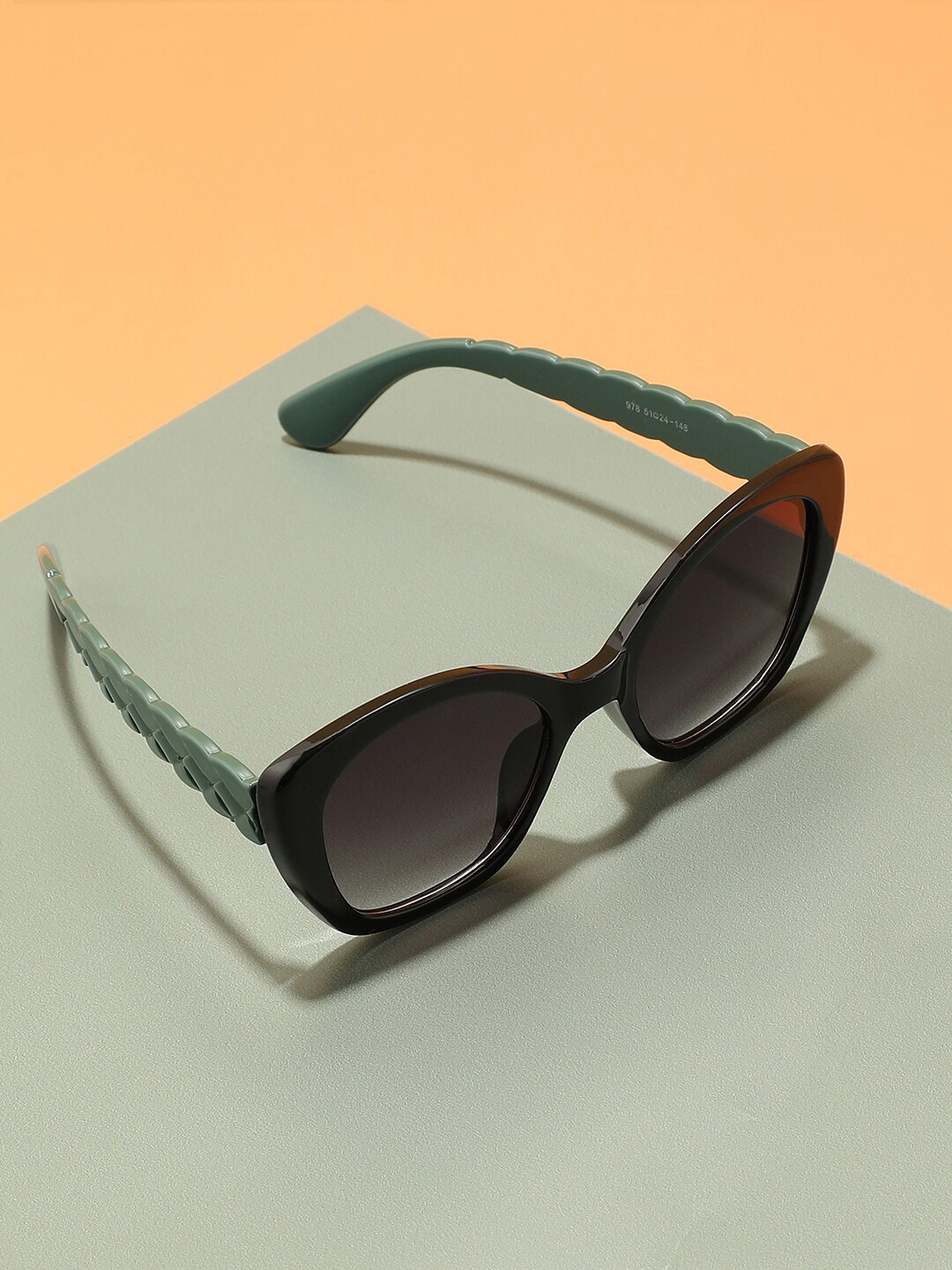 HAUTE SAUCE by Campus Sutra Women Square Sunglasses with Polarised Lens SUMR22_HSSG1251, Black
HAUTE SAUCE by Campus Sutra Women Square Sunglasses with Polarised Lens SUMR22_HSSG1251, Black