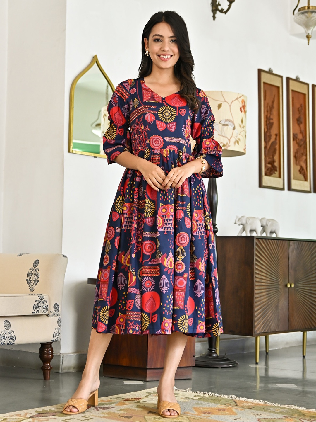 Rustorange Ethnic Motifs Printed Sweetheart Neck Midi A-Line Ethnic Dress, Navy blue
Rustorange Ethnic Motifs Printed Sweetheart Neck Midi A-Line Ethnic Dress, Navy blue
