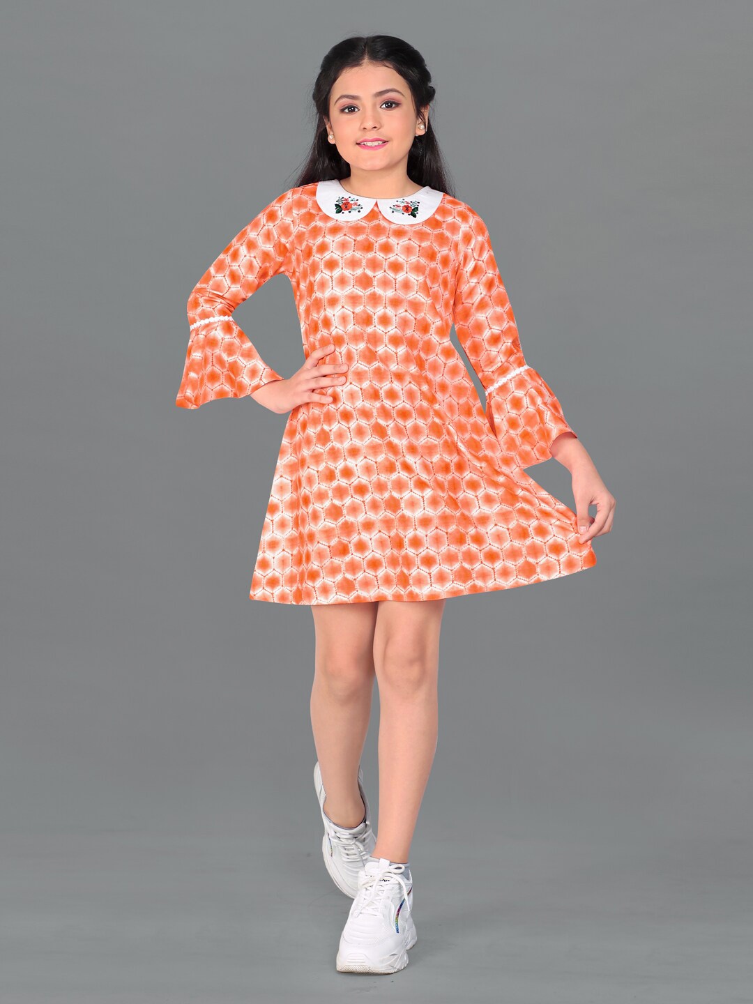 FASHION DREAM Girls Geometric Printed Bell Sleeves Peter Pan Collar A-Line Dress, Orange
FASHION DREAM Girls Geometric Printed Bell Sleeves Peter Pan Collar A-Line Dress, Orange
