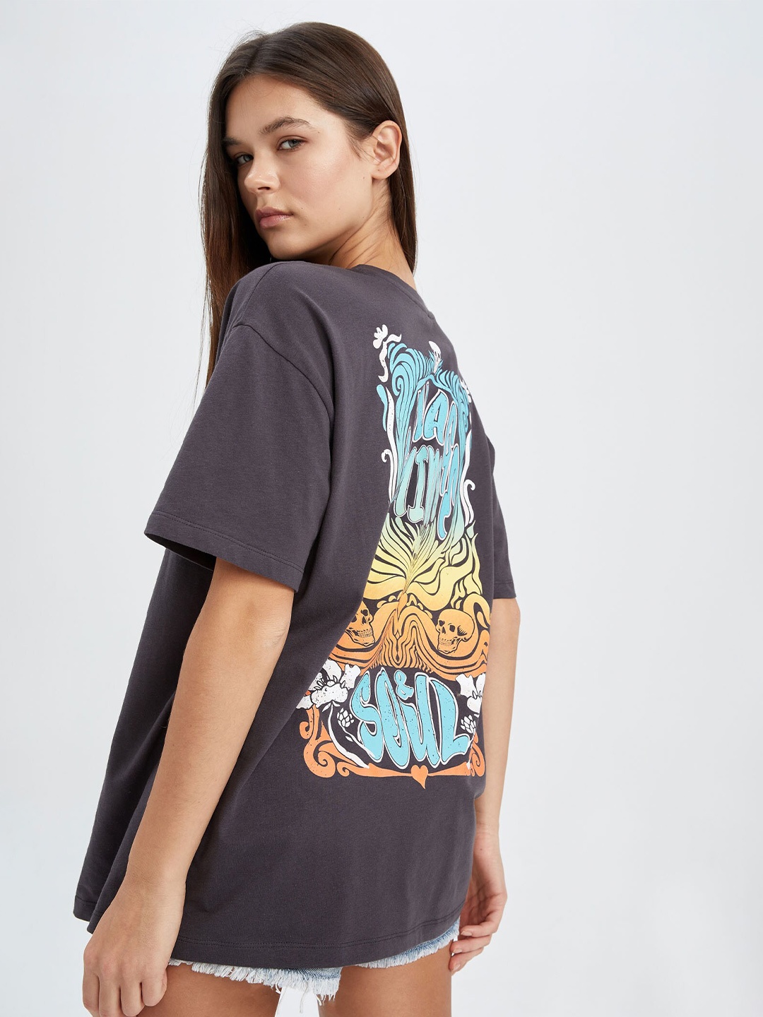 DeFacto Typography Printed Drop-Shoulder Sleeve Pure Cotton Oversize T-shirt, Charcoal
DeFacto Typography Printed Drop-Shoulder Sleeve Pure Cotton Oversize T-shirt, Charcoal