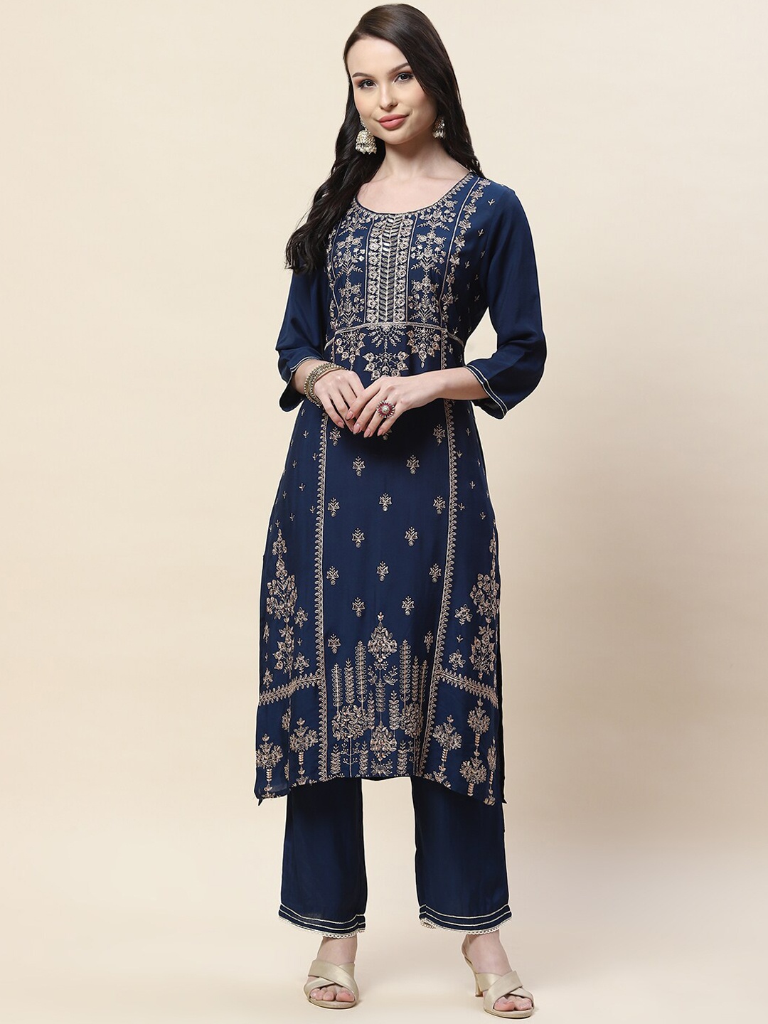 Meena Bazaar Ethnic Motifs Embroidered Zari Detail Straight Kurta with Trousers, Navy blue
Meena Bazaar Ethnic Motifs Embroidered Zari Detail Straight Kurta with Trousers, Navy blue