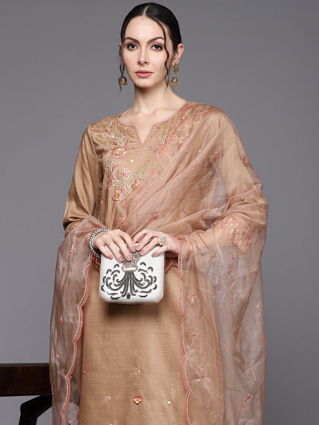 Indo Era Women Floral Embroidered Regular Mirror Work Kurta with Trousers & With Dupatta, Beige
Indo Era Women Floral Embroidered Regular Mirror Work Kurta with Trousers & With Dupatta, Beige