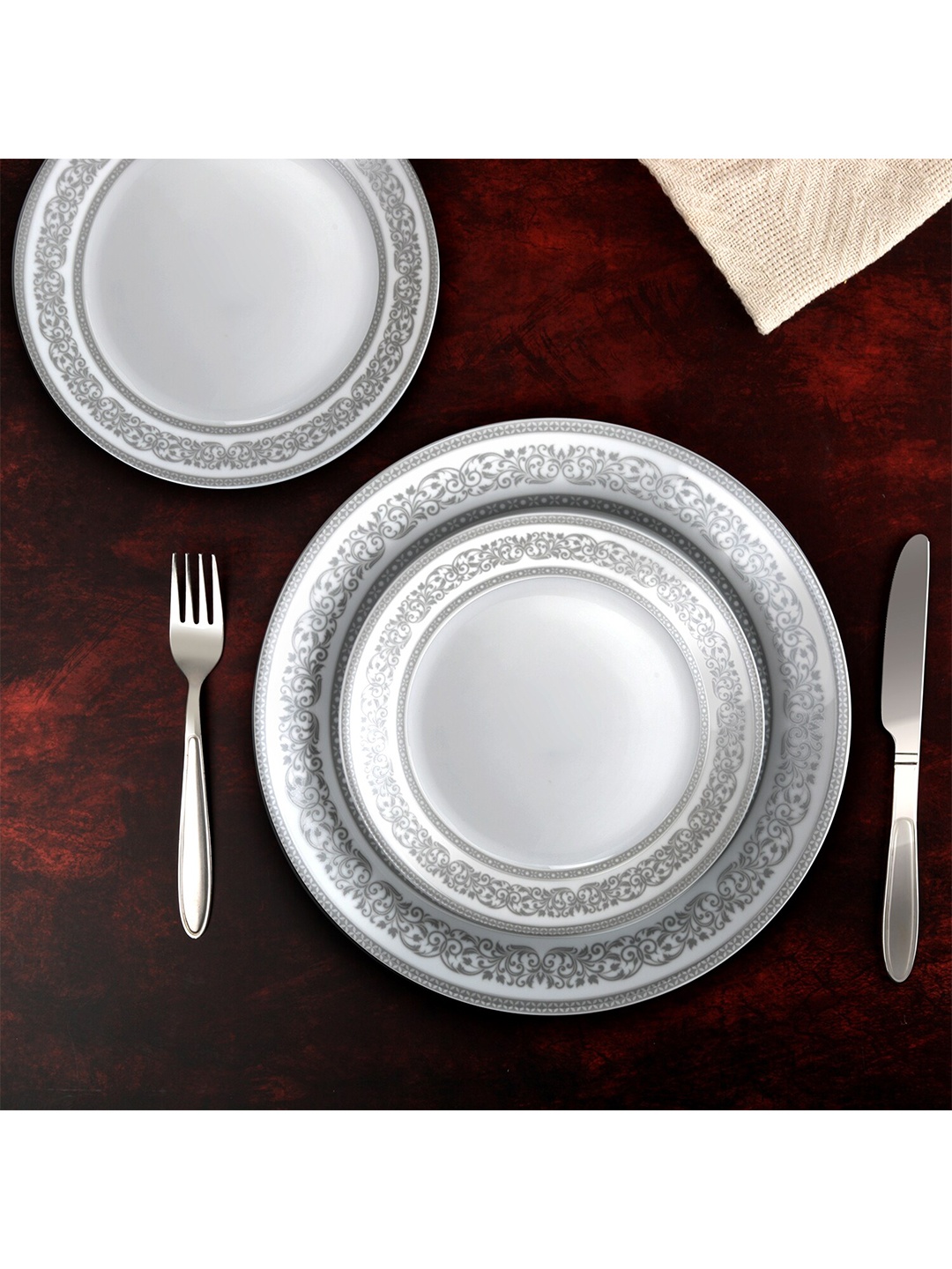 Cello Argento Solitaire Series 27 Pcs White & Grey Printed Opalware Glossy Dinner Set
Cello Argento Solitaire Series 27 Pcs White & Grey Printed Opalware Glossy Dinner Set