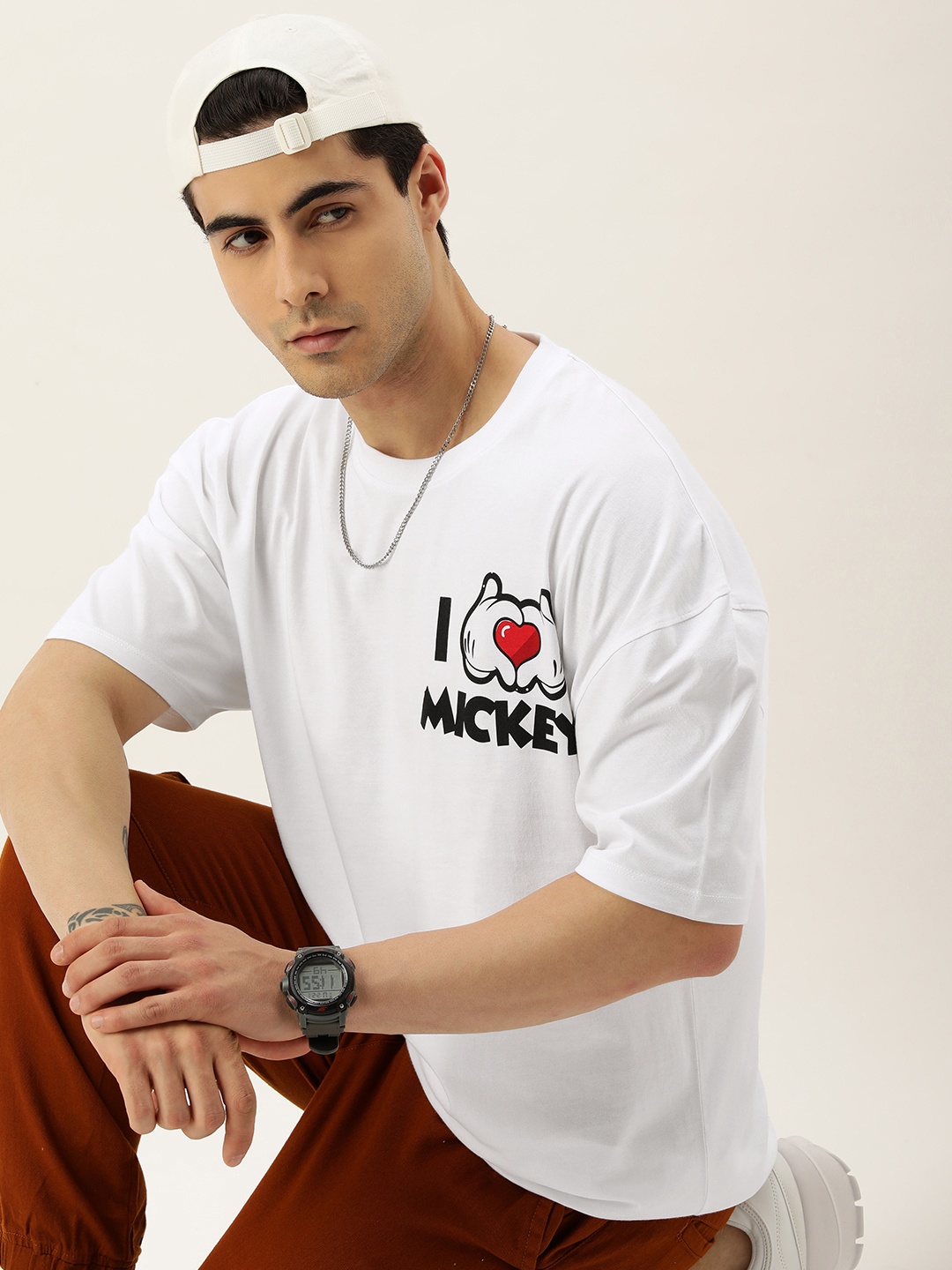 Kook N Keech Mickey Mouse Printed Drop-Shoulder Sleeves Loose Pure Cotton T-shirt, White
Kook N Keech Mickey Mouse Printed Drop-Shoulder Sleeves Loose Pure Cotton T-shirt, White