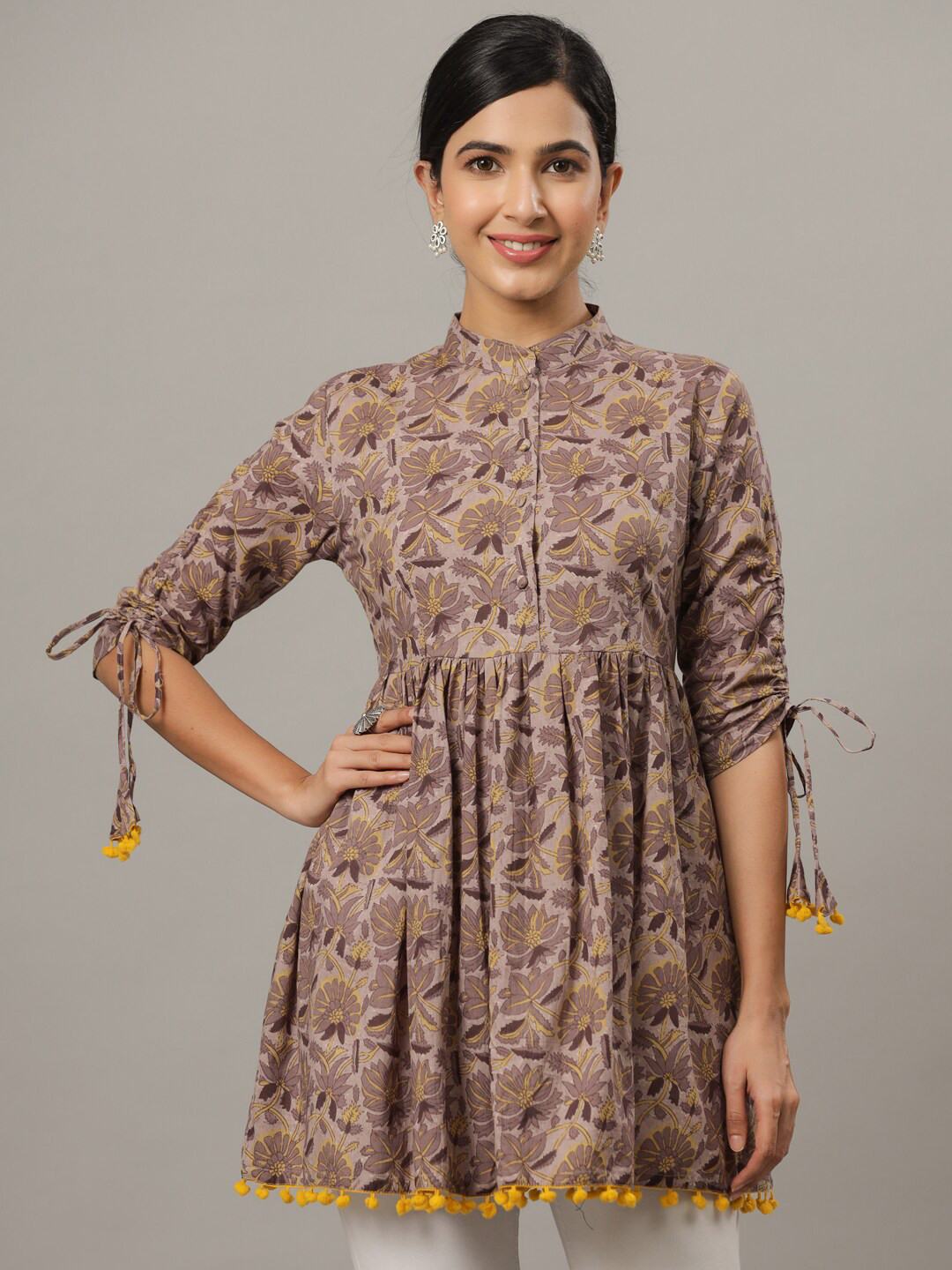 Indian Virasat Gathered Sleeve Style Floral Print Empire Pure Cotton Longline Top, Brown
Indian Virasat Gathered Sleeve Style Floral Print Empire Pure Cotton Longline Top, Brown